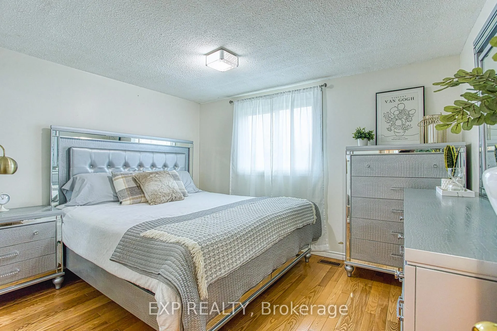 Photo 16 of 202 Golden Orchard Drive, Hamilton, Gourley — HOMEH
