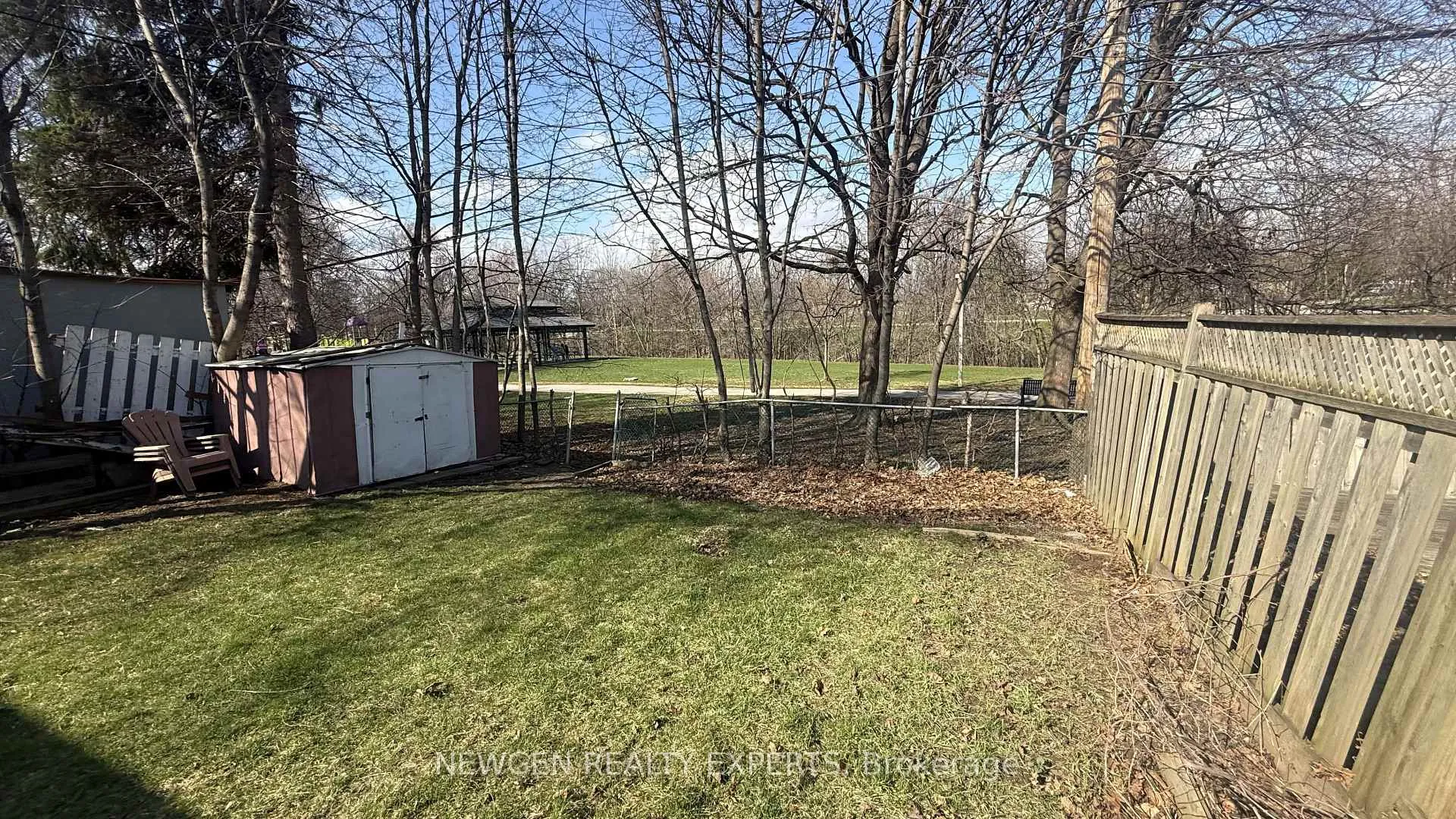 Photo 14 of 41 Aloma Crescent, Brampton, Avondale — HOMEH
