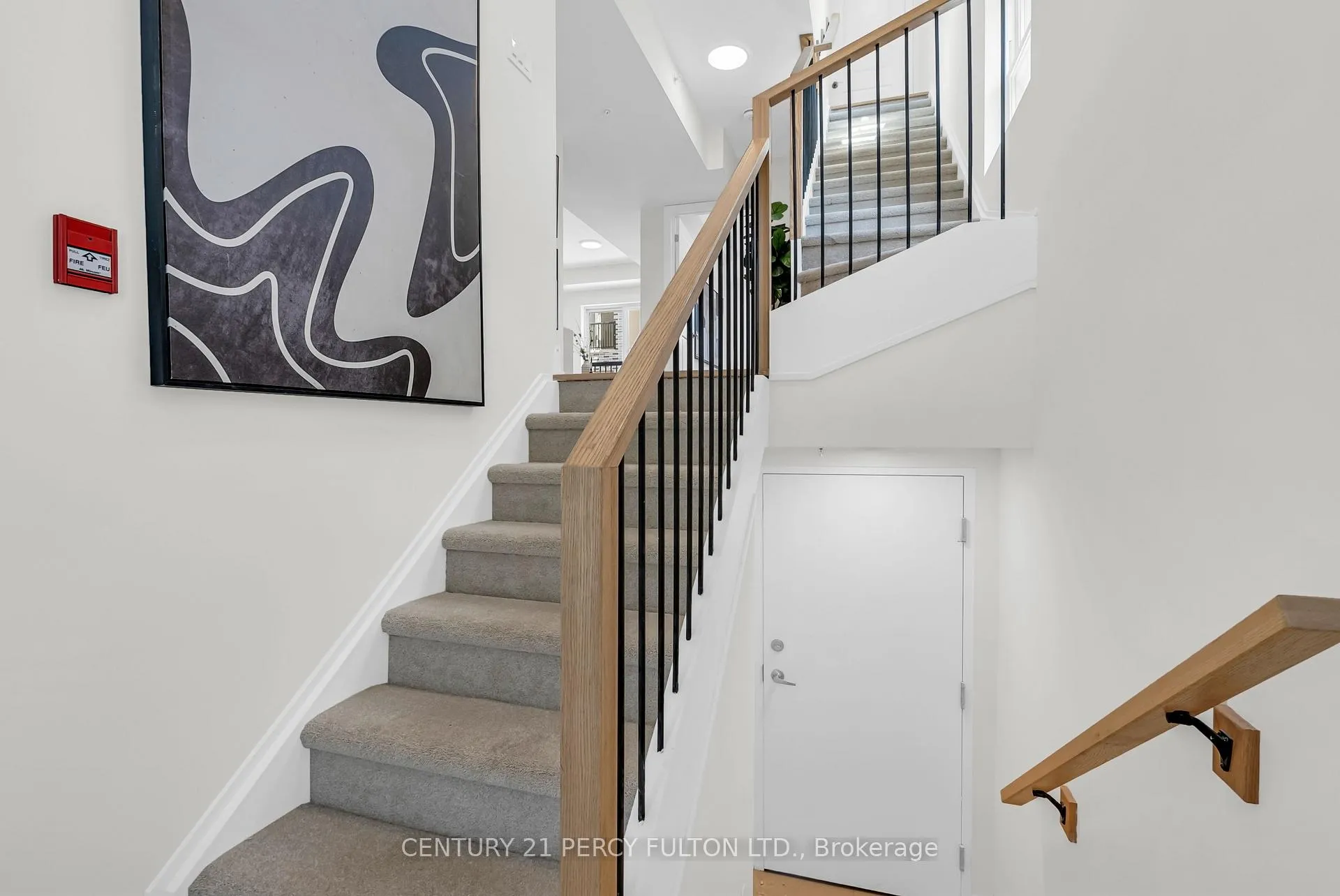 Photo 2 of Unit 23, 400 Mary Street, Whitby, Lynde Creek — HOMEH