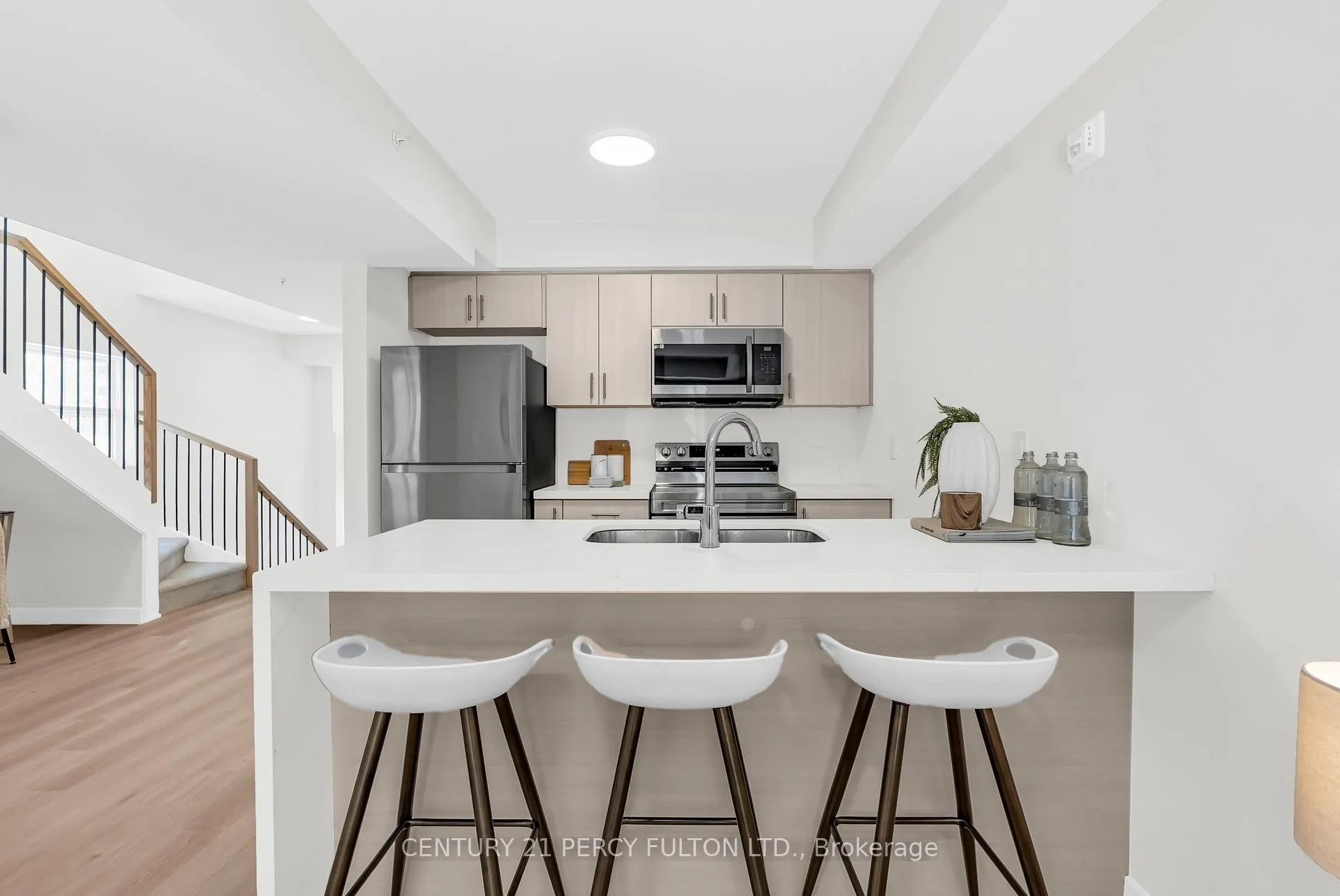 Photo 7 of Unit 23, 400 Mary Street, Whitby, Lynde Creek — HOMEH