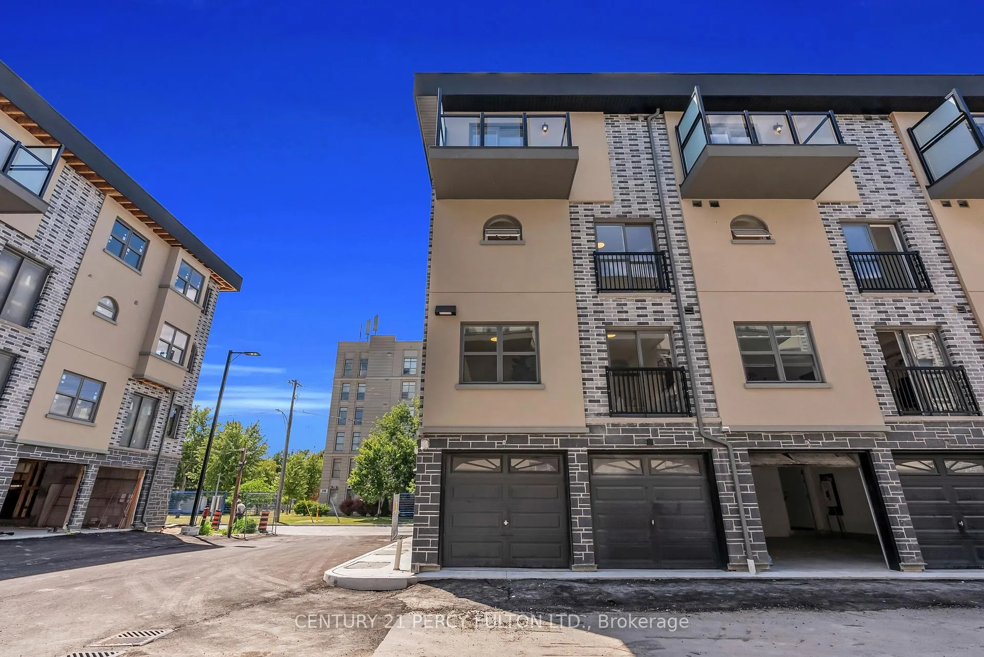 Photo 22 of Unit 23, 400 Mary Street, Whitby, Lynde Creek — HOMEH