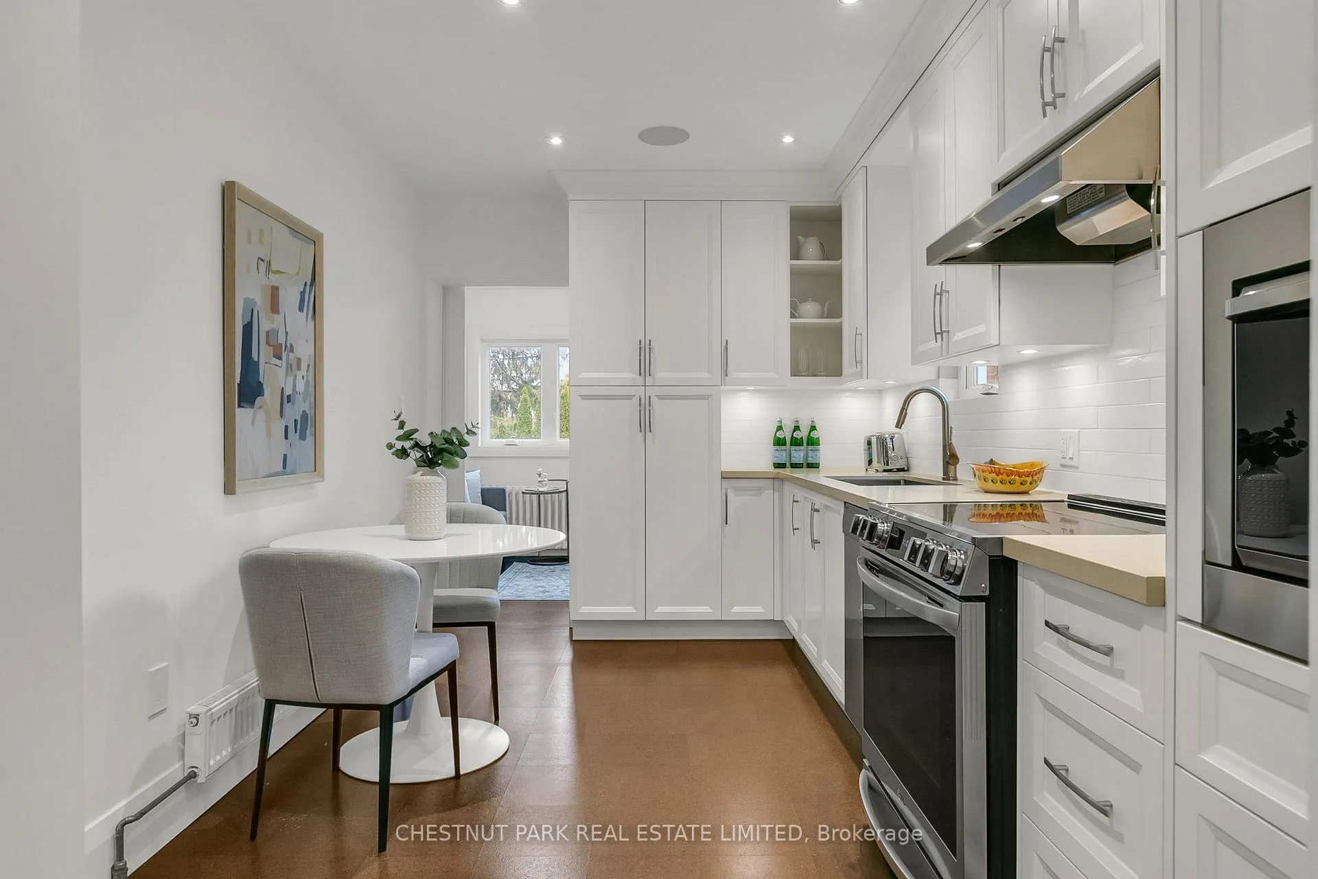 Photo 11 of 7 Fleming Crescent, Toronto, Leaside — HOMEH