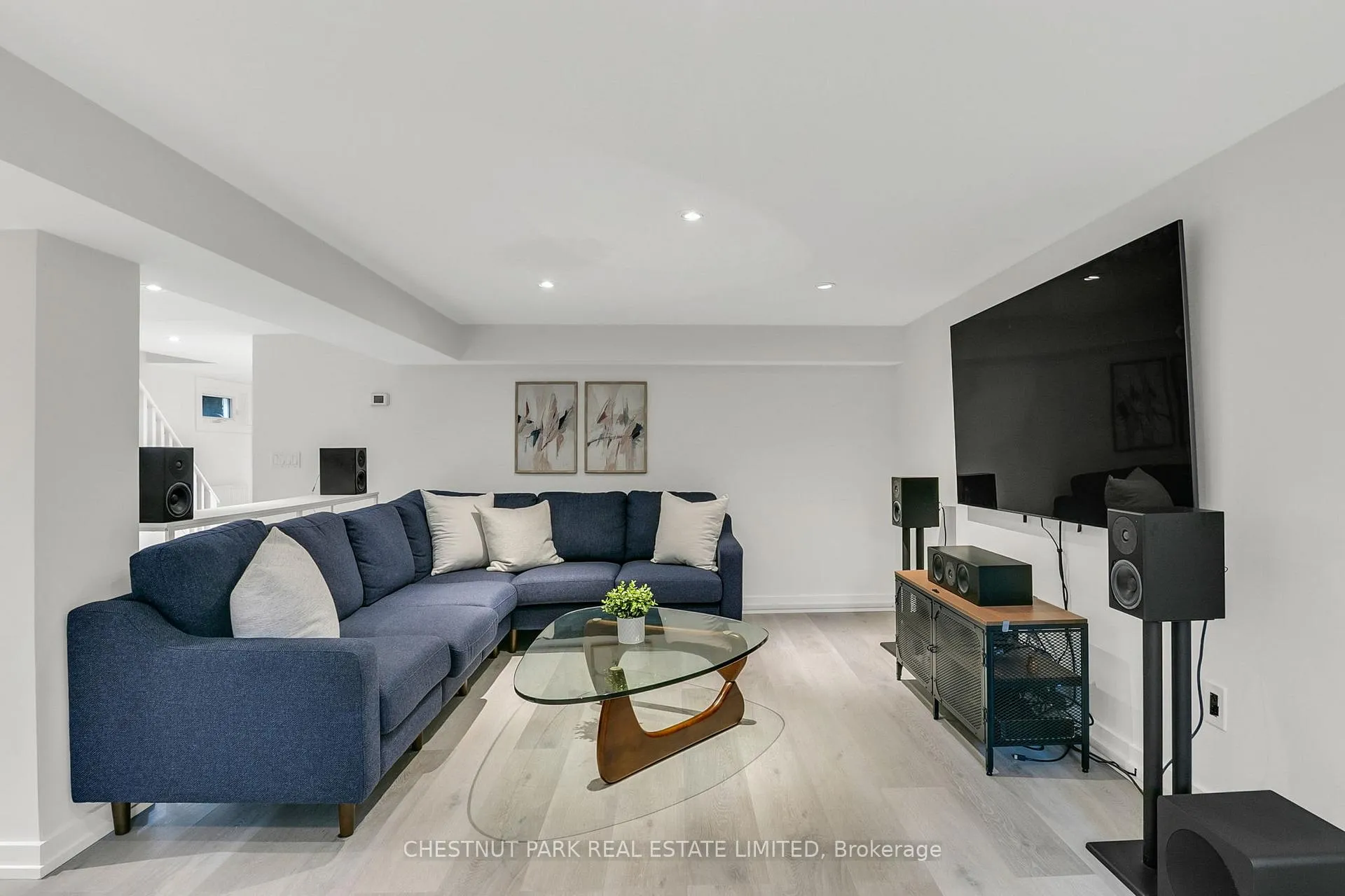 Photo 29 of 7 Fleming Crescent, Toronto, Leaside — HOMEH