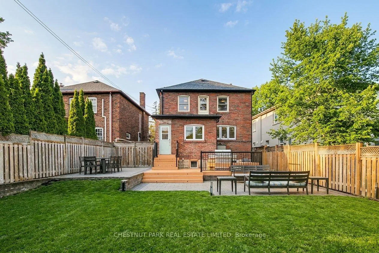 Photo 33 of 7 Fleming Crescent, Toronto, Leaside — HOMEH