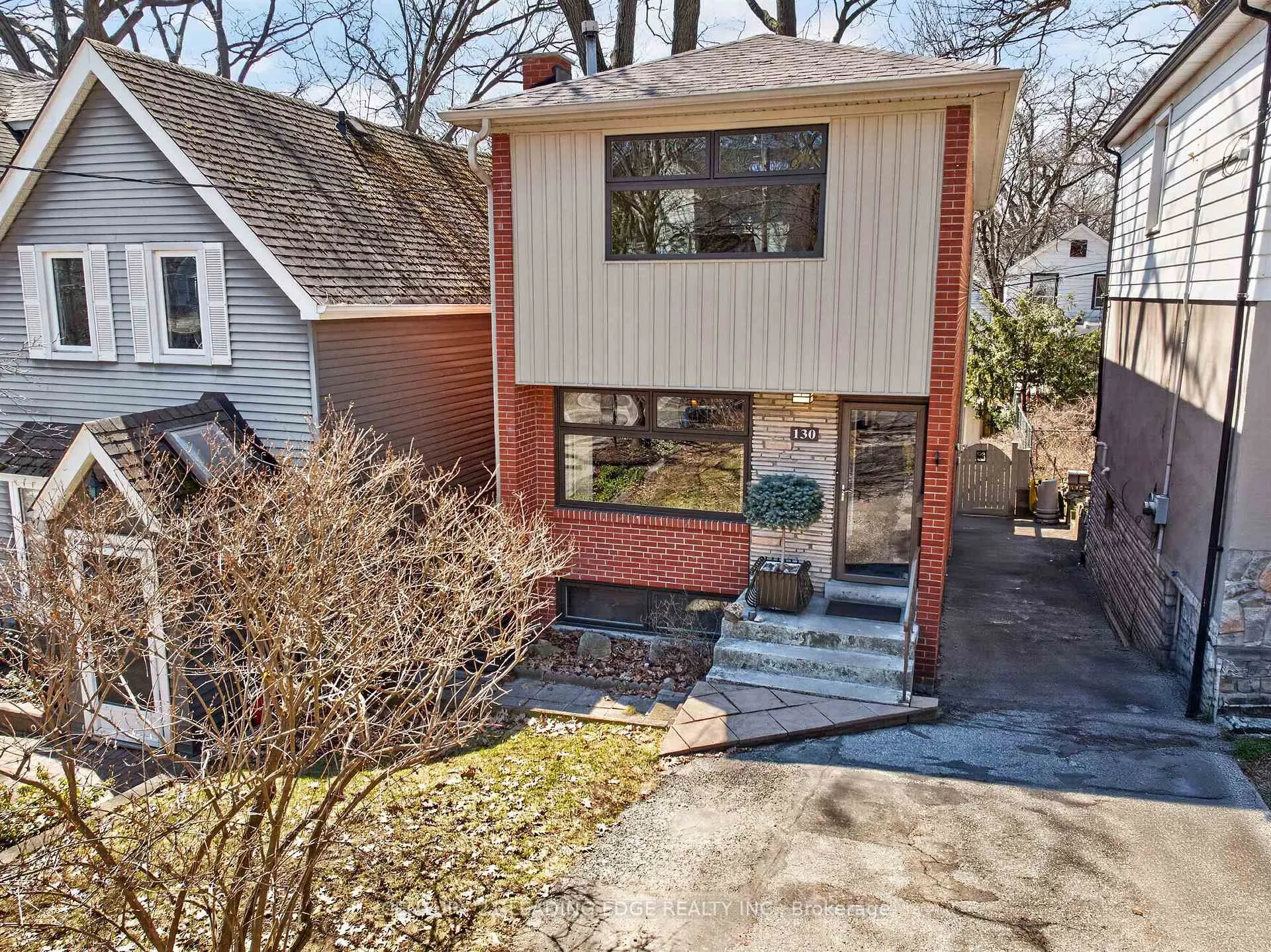 Photo 2 of 130 Silver Birch Avenue, Toronto, The Beaches — HOMEH