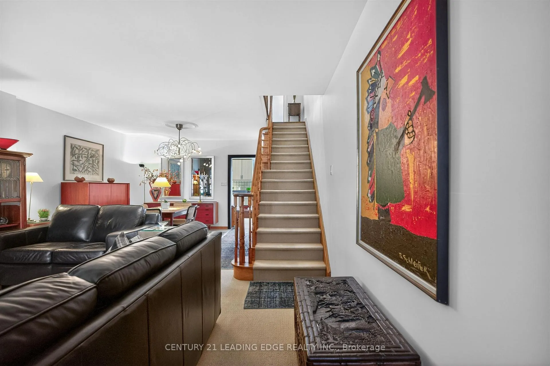 Photo 5 of 130 Silver Birch Avenue, Toronto, The Beaches — HOMEH