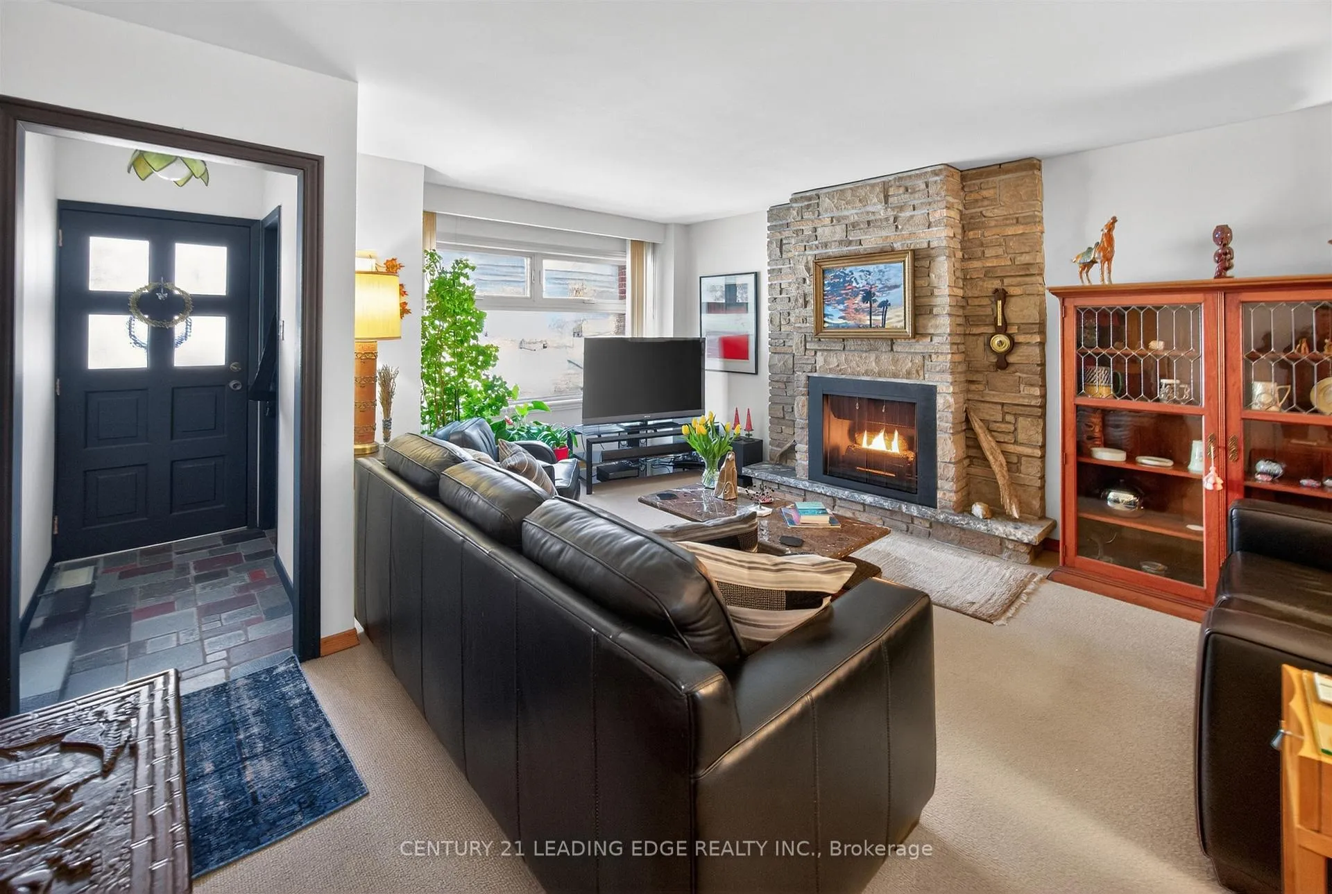Photo 6 of 130 Silver Birch Avenue, Toronto, The Beaches — HOMEH