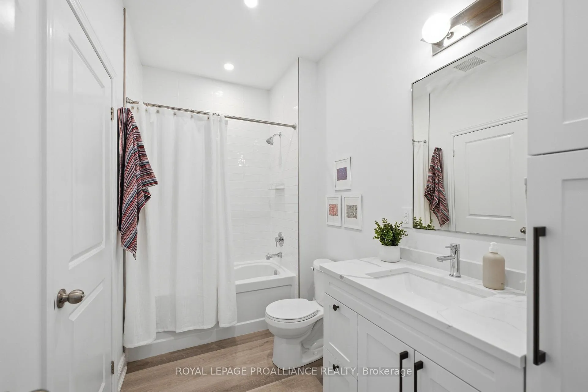 Photo 15 of 883 Ernest Allen Boulevard, Cobourg — HOMEH