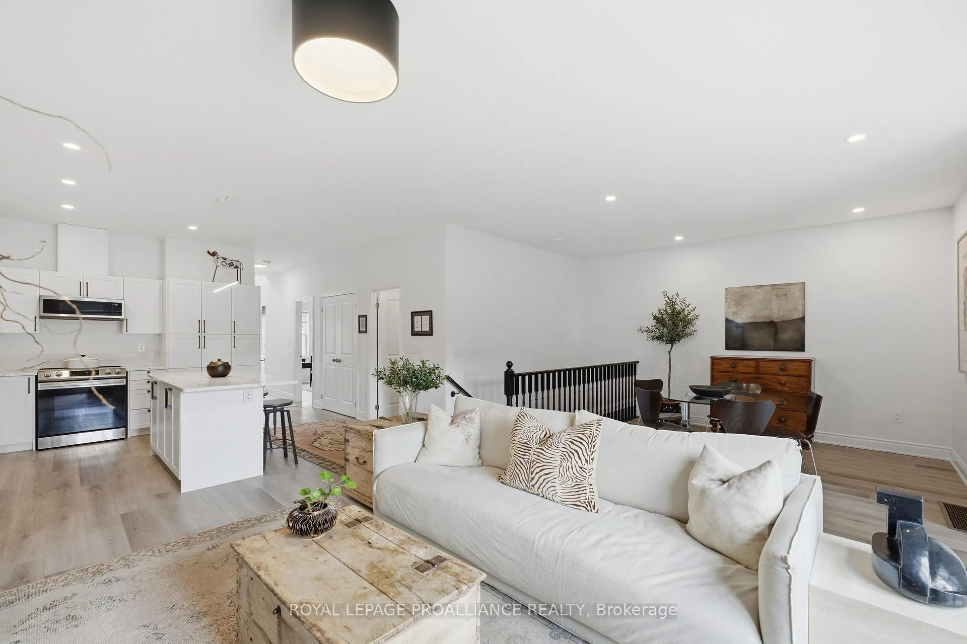 Photo 22 of 883 Ernest Allen Boulevard, Cobourg — HOMEH