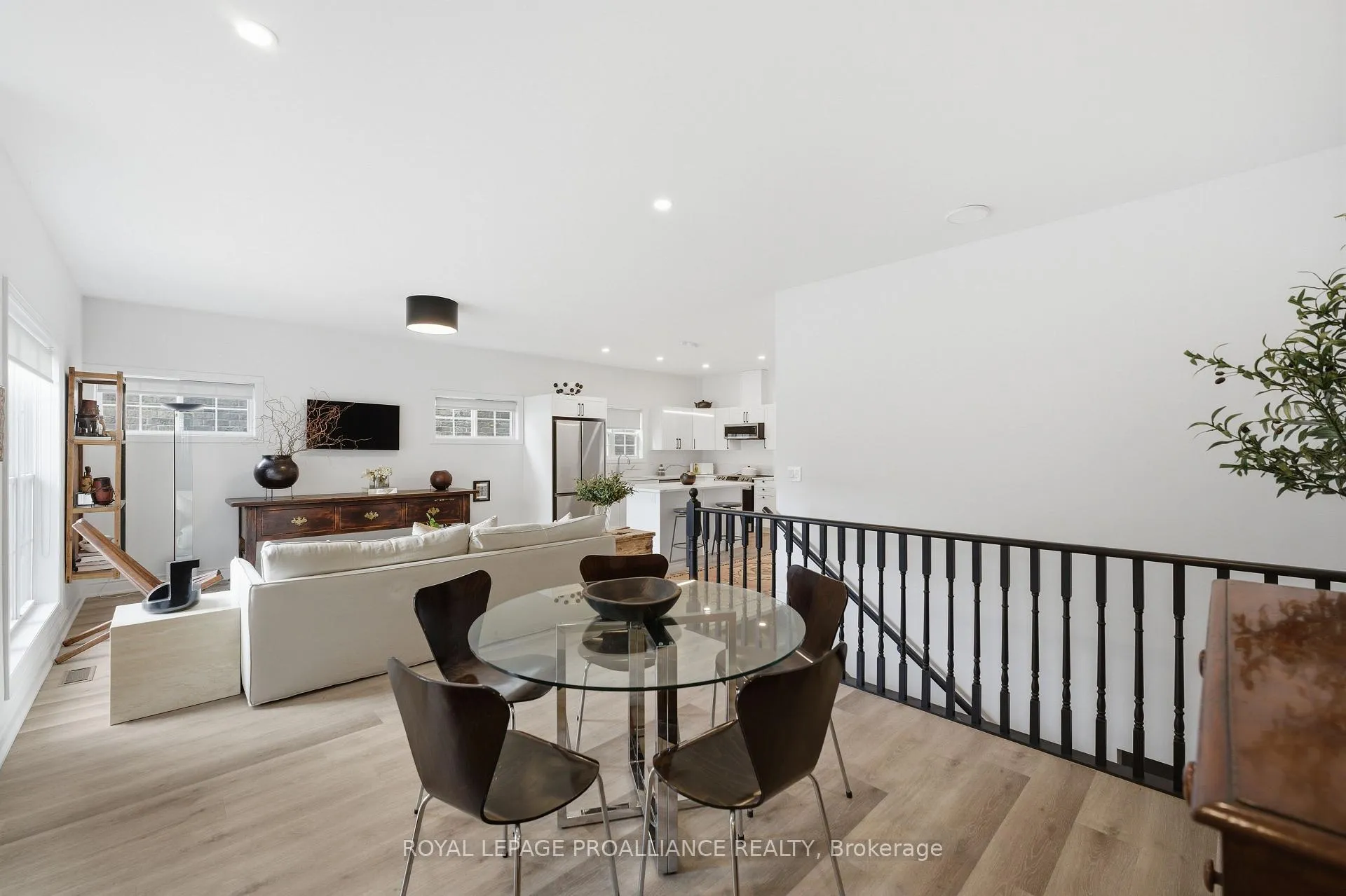 Photo 25 of 883 Ernest Allen Boulevard, Cobourg — HOMEH
