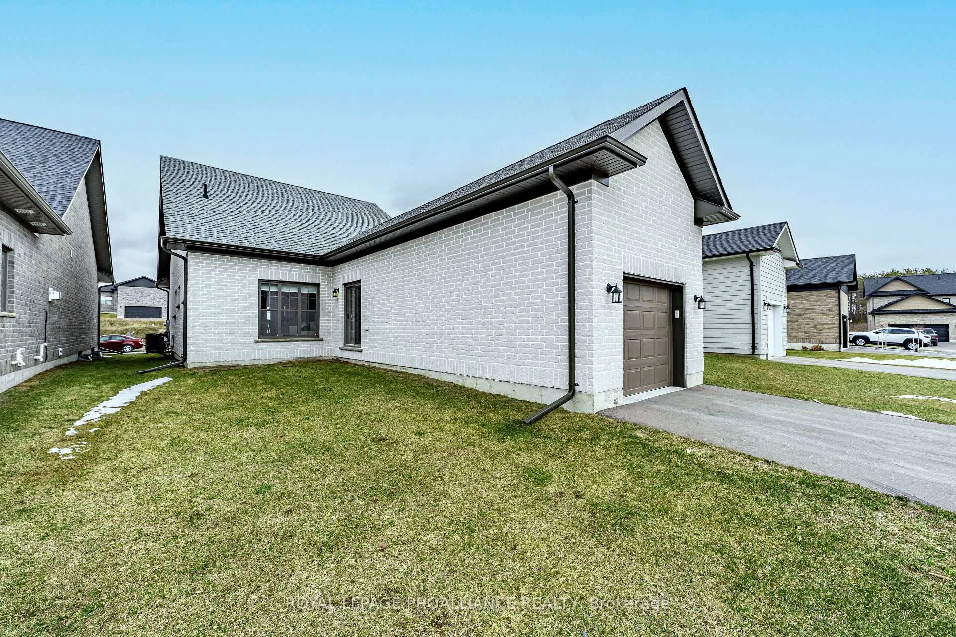 Photo 31 of 883 Ernest Allen Boulevard, Cobourg — HOMEH