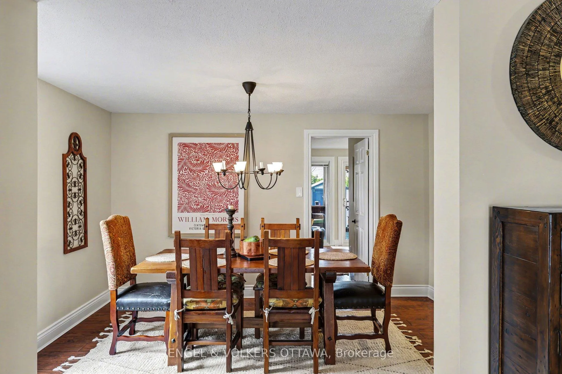 Photo 9 of 64 Malvern Drive, Ottawa, Barrhaven - Pheasant Run — HOMEH