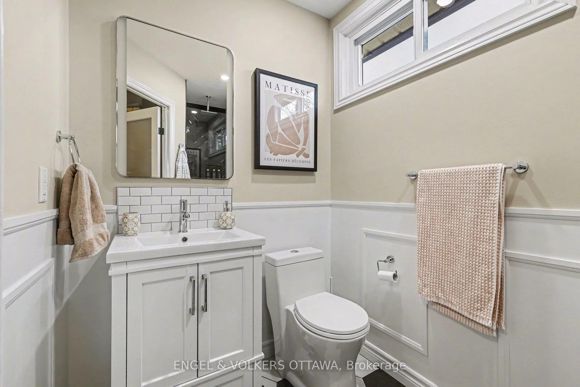 Photo 20 of 64 Malvern Drive, Ottawa, Barrhaven - Pheasant Run — HOMEH