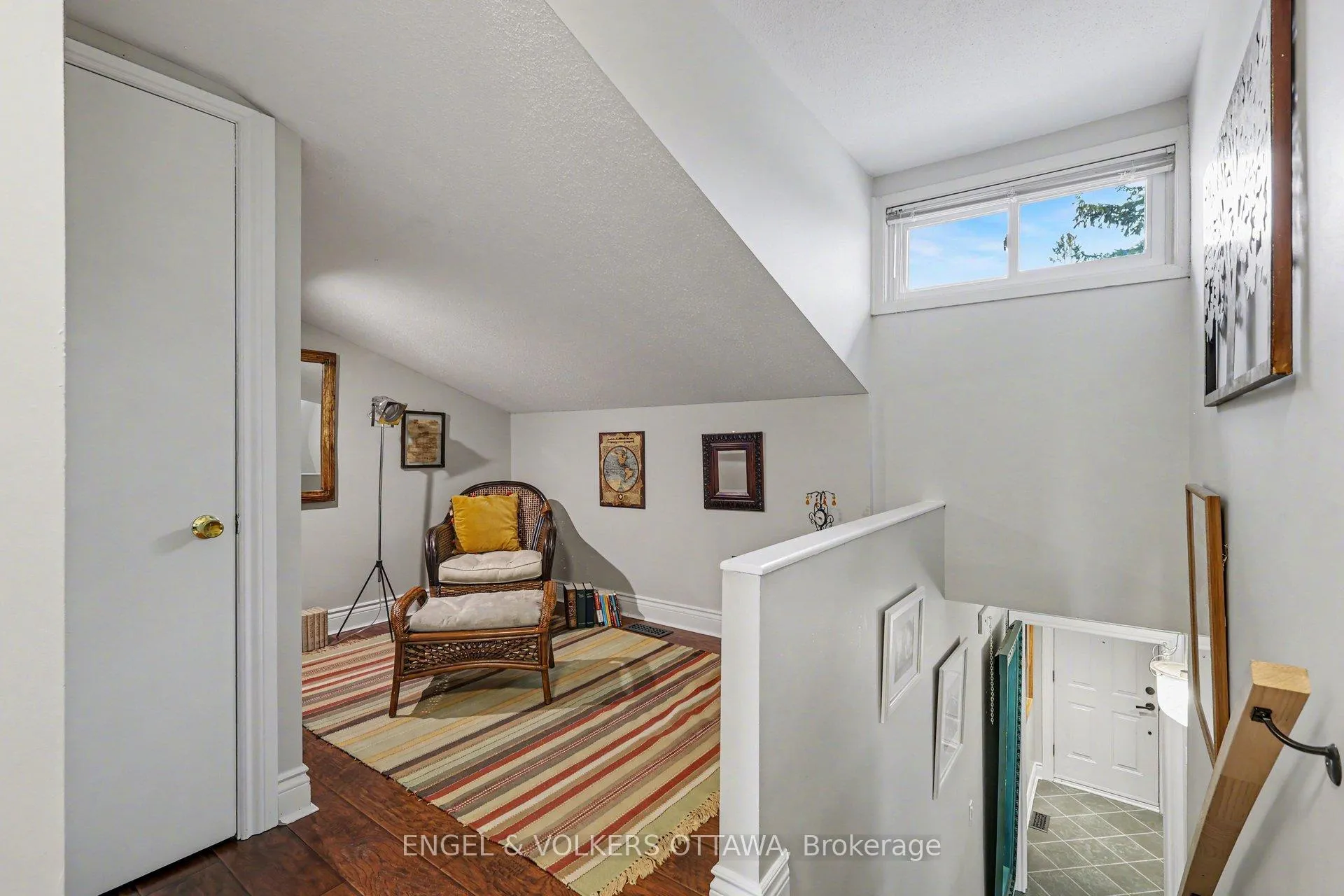Photo 22 of 64 Malvern Drive, Ottawa, Barrhaven - Pheasant Run — HOMEH