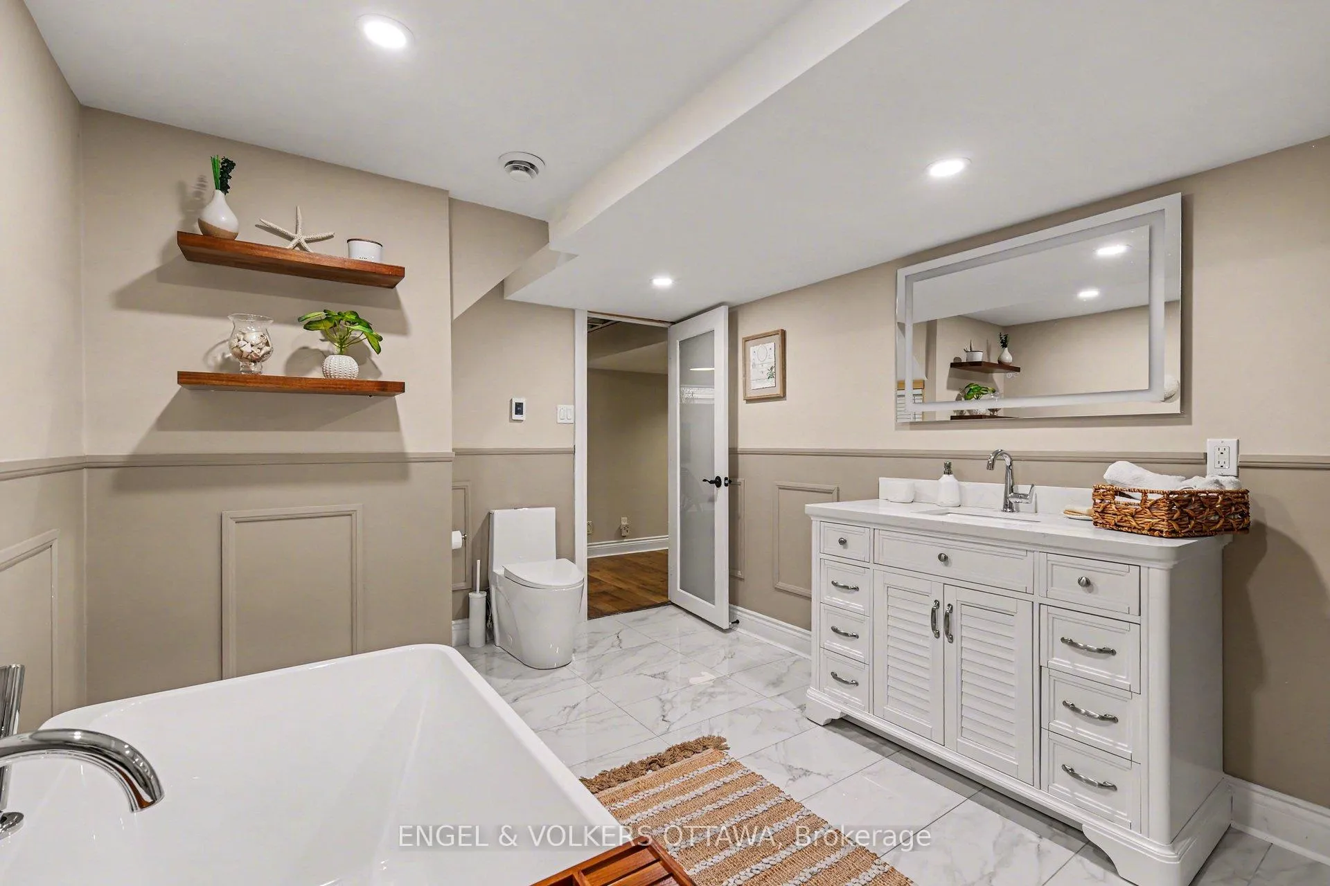 Photo 28 of 64 Malvern Drive, Ottawa, Barrhaven - Pheasant Run — HOMEH