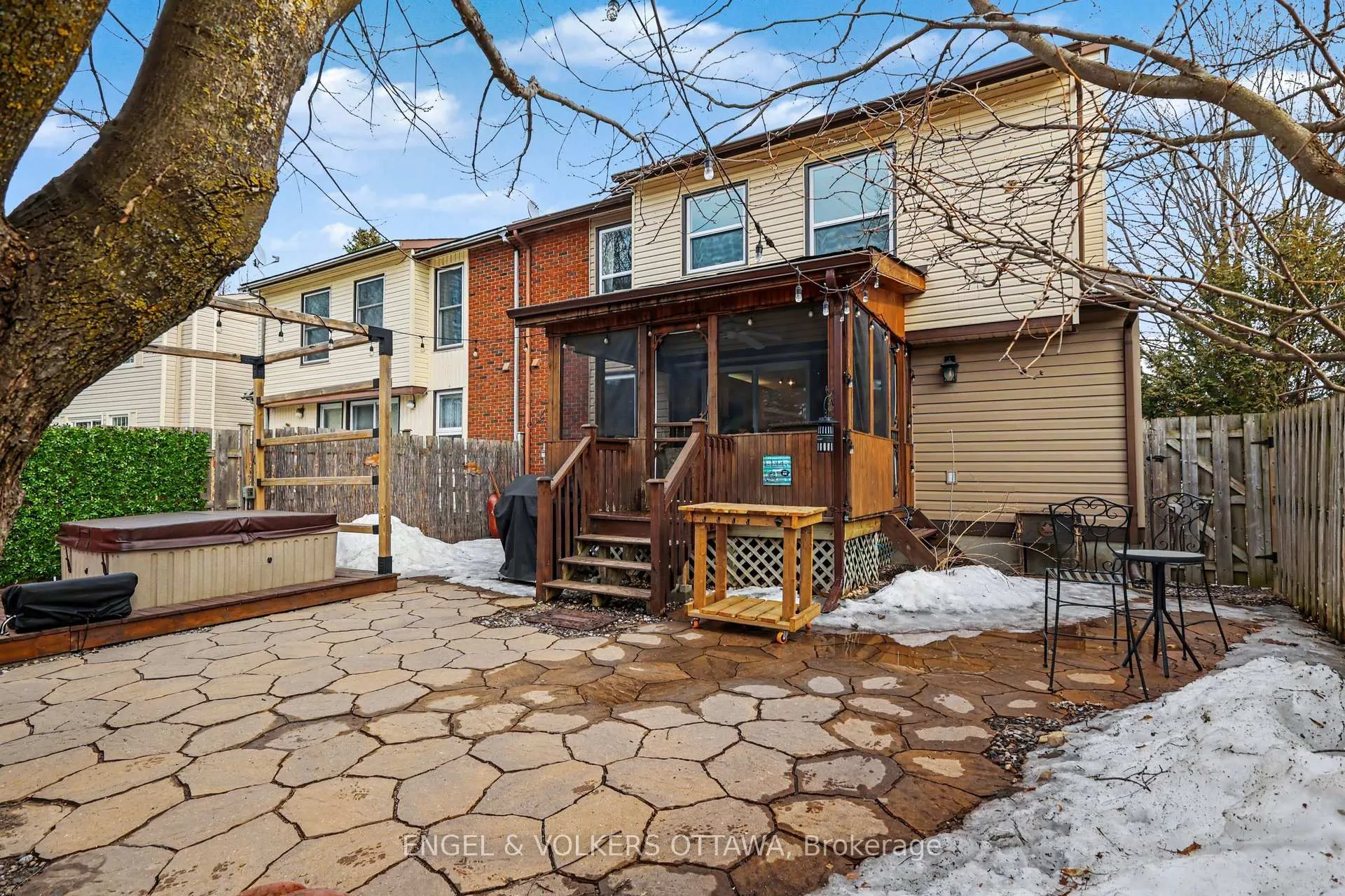 Photo 42 of 64 Malvern Drive, Ottawa, Barrhaven - Pheasant Run — HOMEH