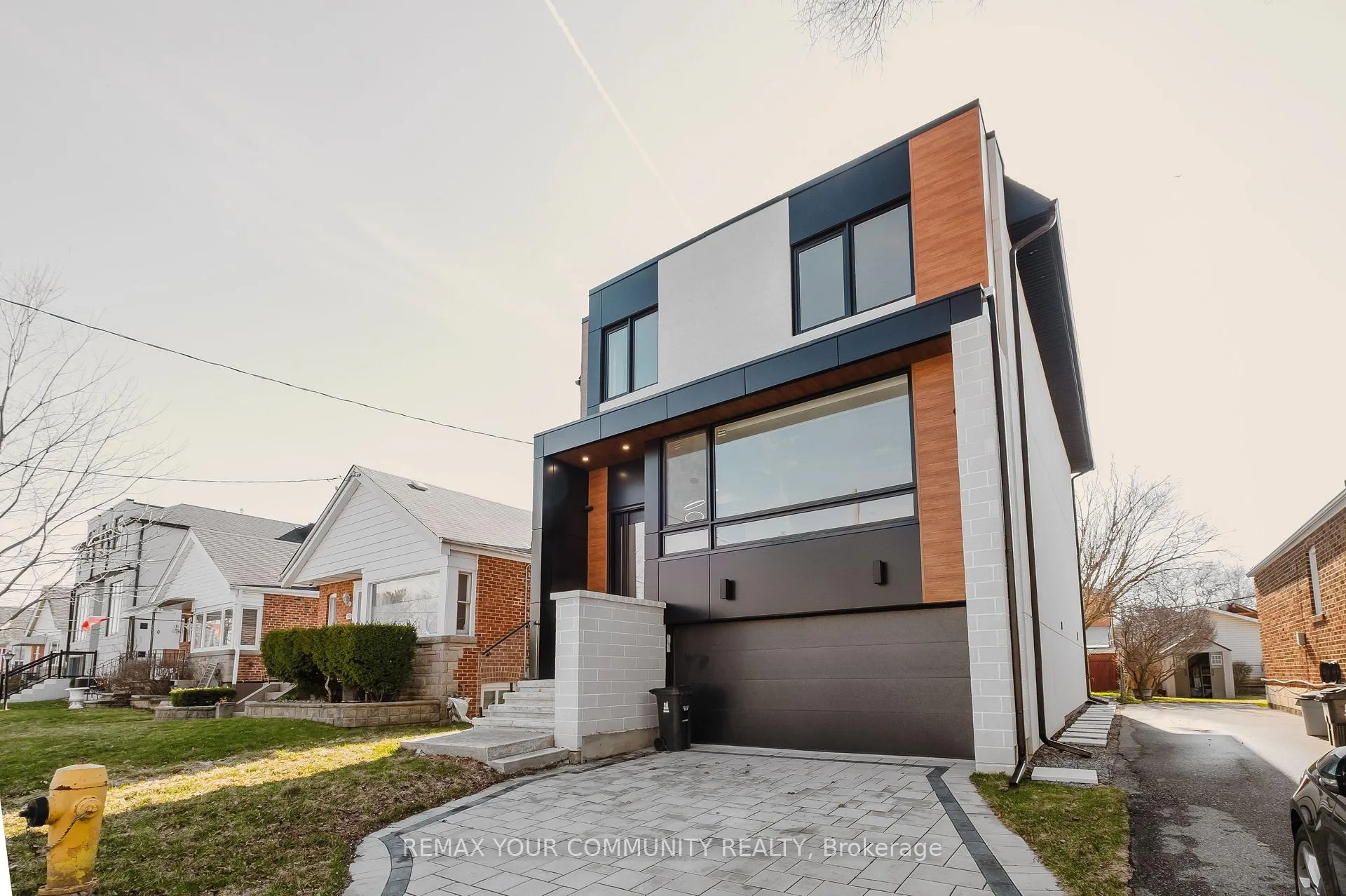 Front of 360 Woodmount Avenue