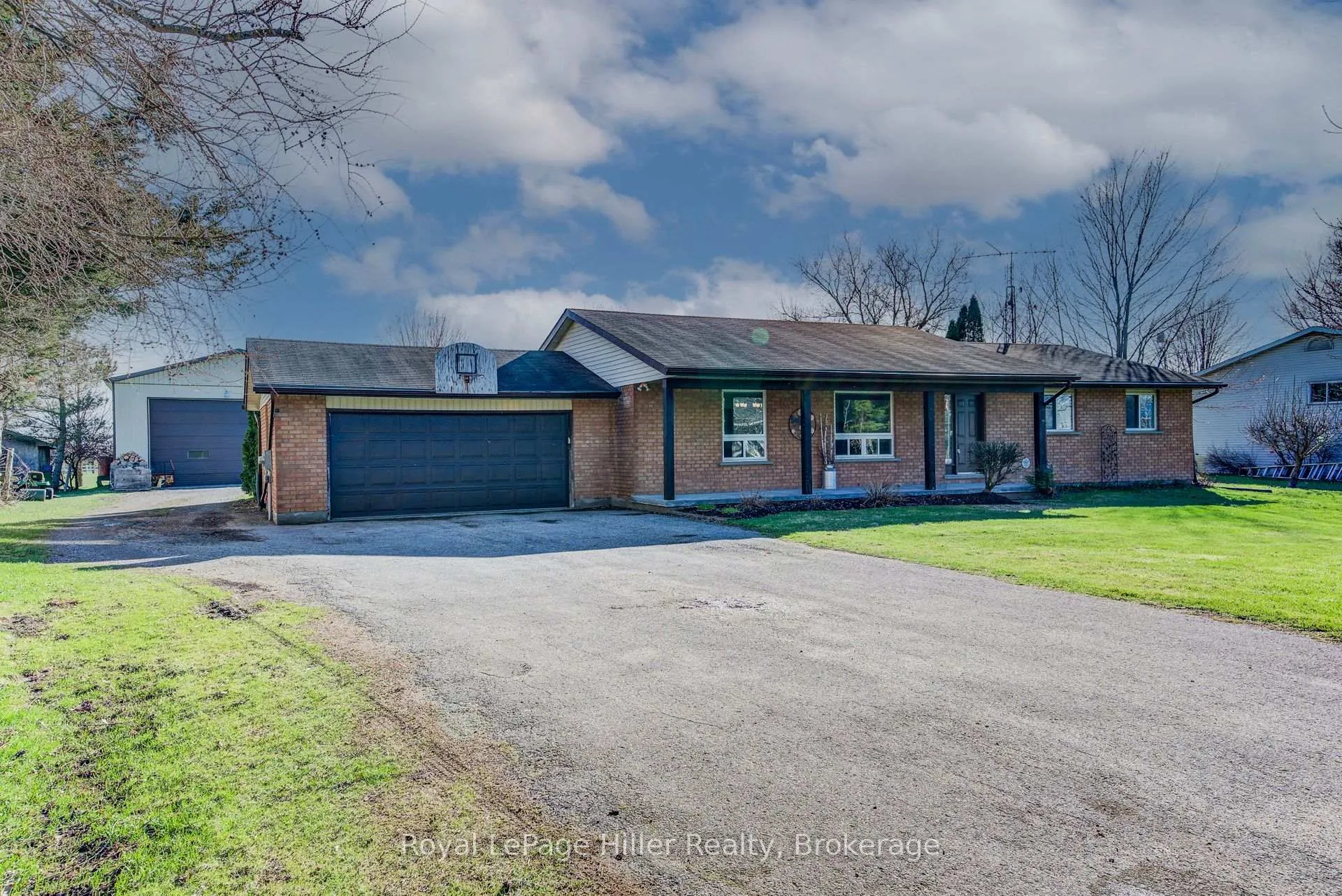 Photo 3 of 5972 Deborah Glaister Line, Wellesley — HOMEH