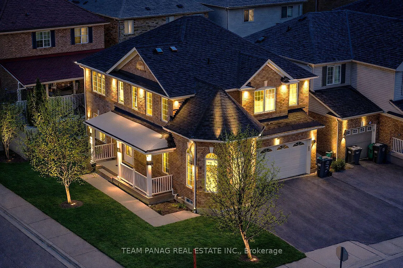 Photo 1 of 3 Decker Hollow Circle, Brampton, Credit Valley — HOMEH