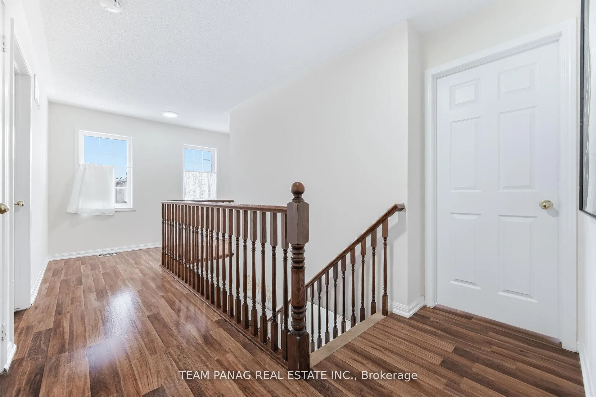 Photo 19 of 3 Decker Hollow Circle, Brampton, Credit Valley — HOMEH