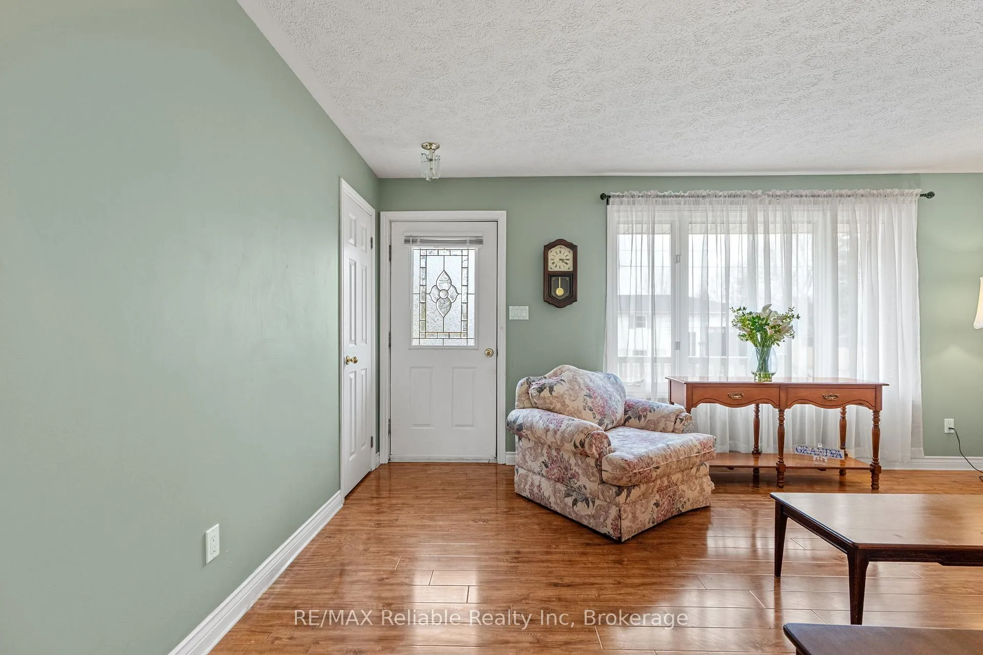 Photo 4 of 116 Duke Street, Huron East, Seaforth — HOMEH