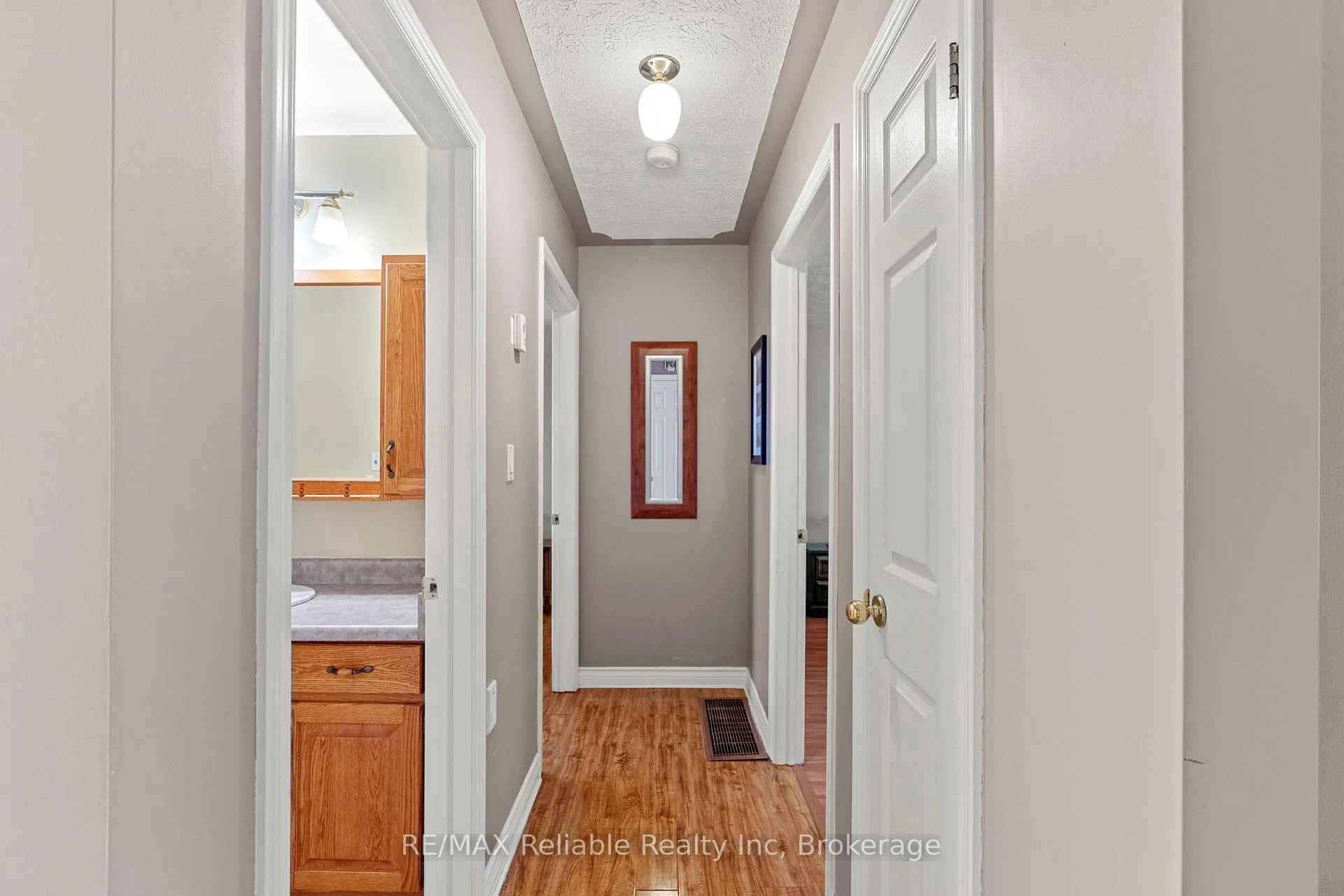 Photo 13 of 116 Duke Street, Huron East, Seaforth — HOMEH