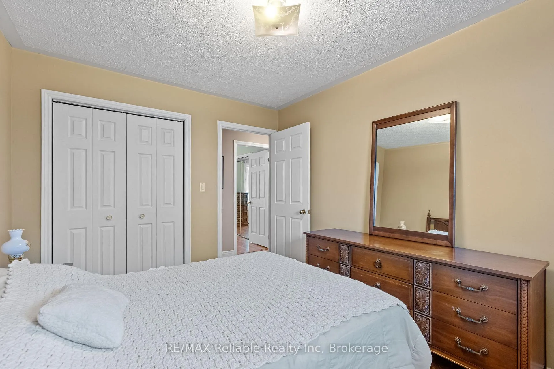 Photo 17 of 116 Duke Street, Huron East, Seaforth — HOMEH