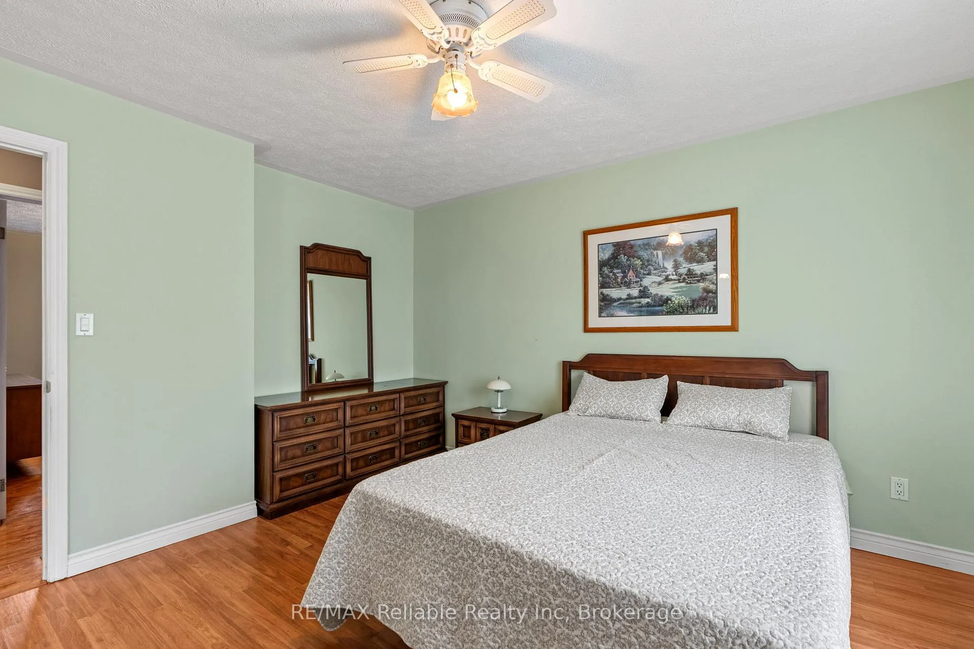 Photo 19 of 116 Duke Street, Huron East, Seaforth — HOMEH