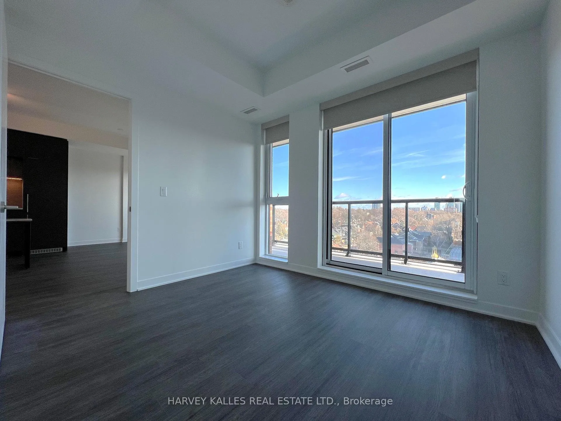 Photo 12 of Unit 905, 185 Alberta Avenue, Toronto, Oakwood Village — HOMEH