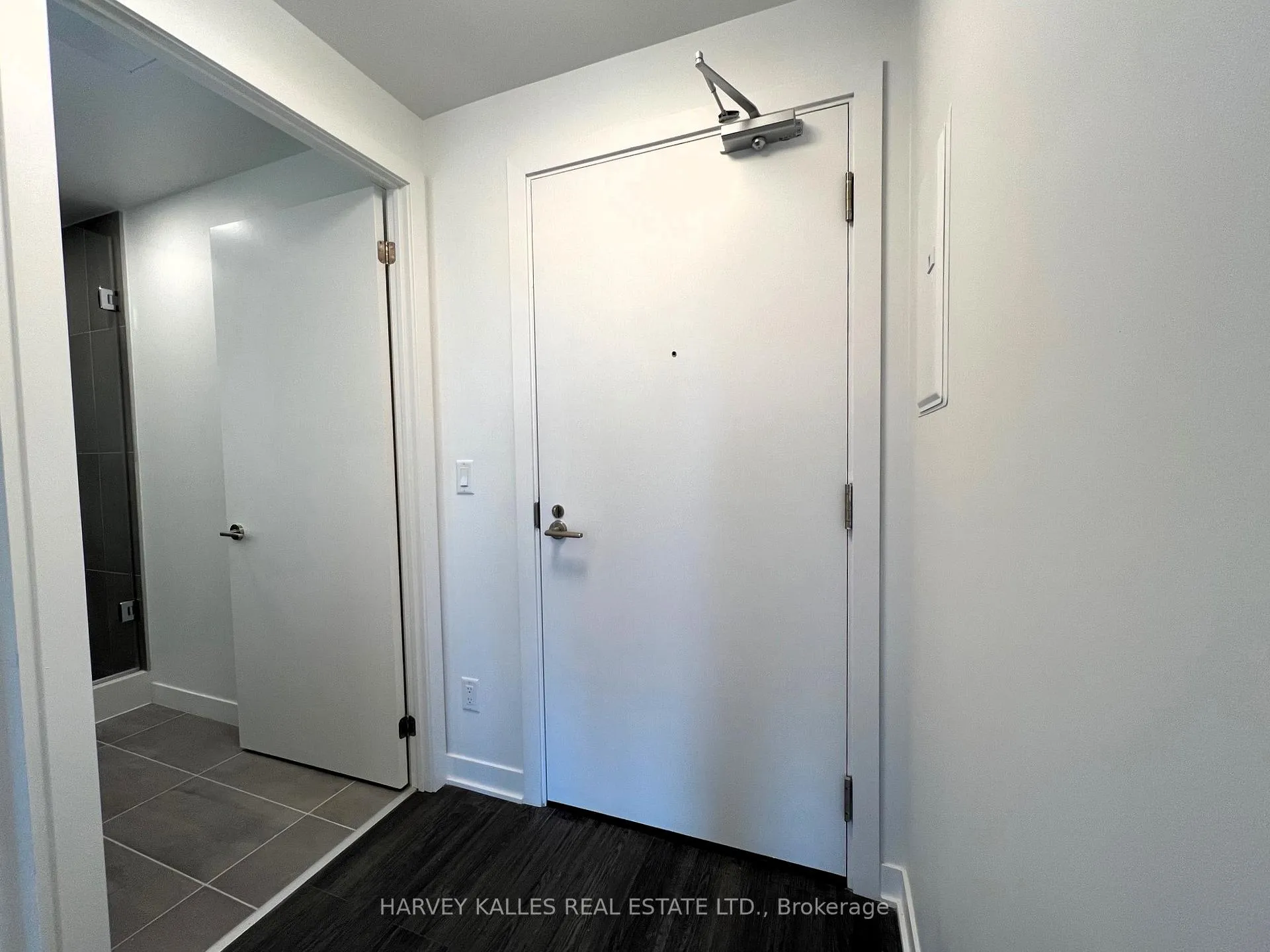 Photo 21 of Unit 905, 185 Alberta Avenue, Toronto, Oakwood Village — HOMEH