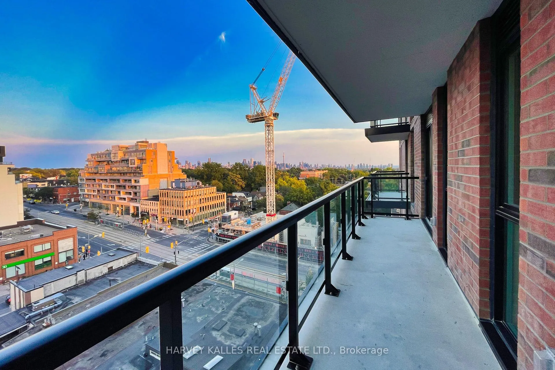 Photo 23 of Unit 905, 185 Alberta Avenue, Toronto, Oakwood Village — HOMEH