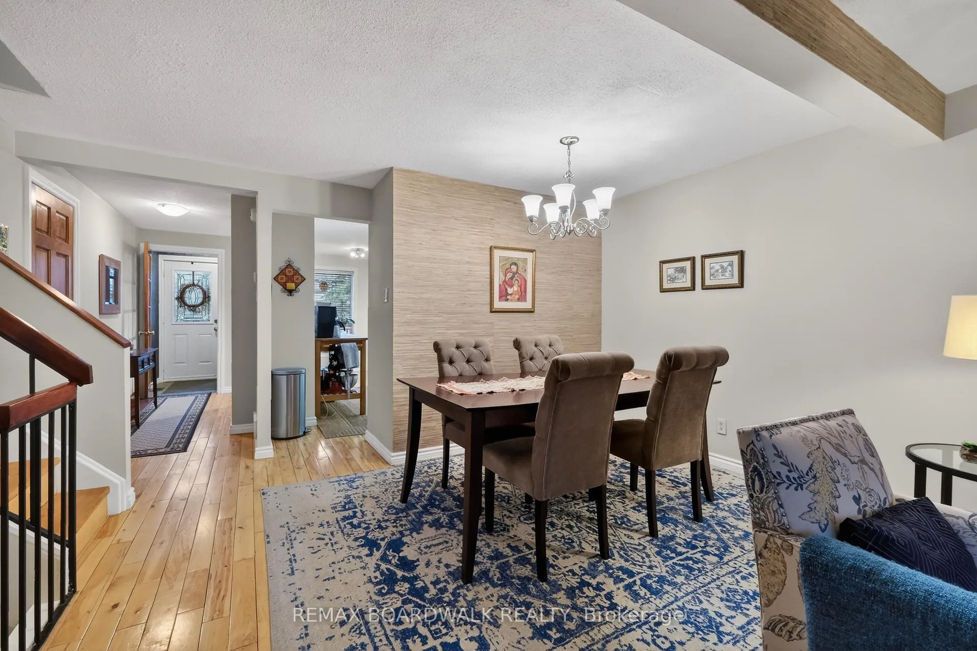 Photo 8 of 7925 Jeanne D'arc Boulevard N, Ottawa, Orleans Wood — HOMEH