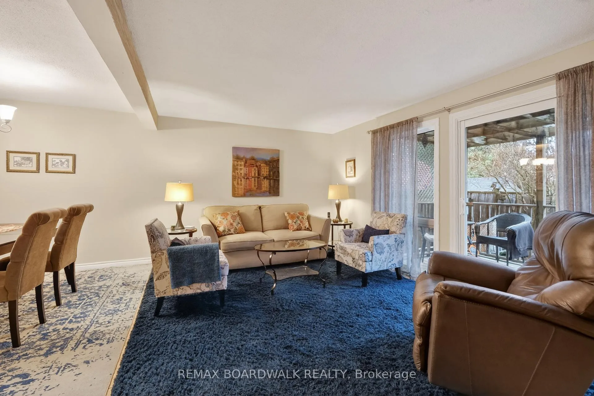 Photo 11 of 7925 Jeanne D'arc Boulevard N, Ottawa, Orleans Wood — HOMEH
