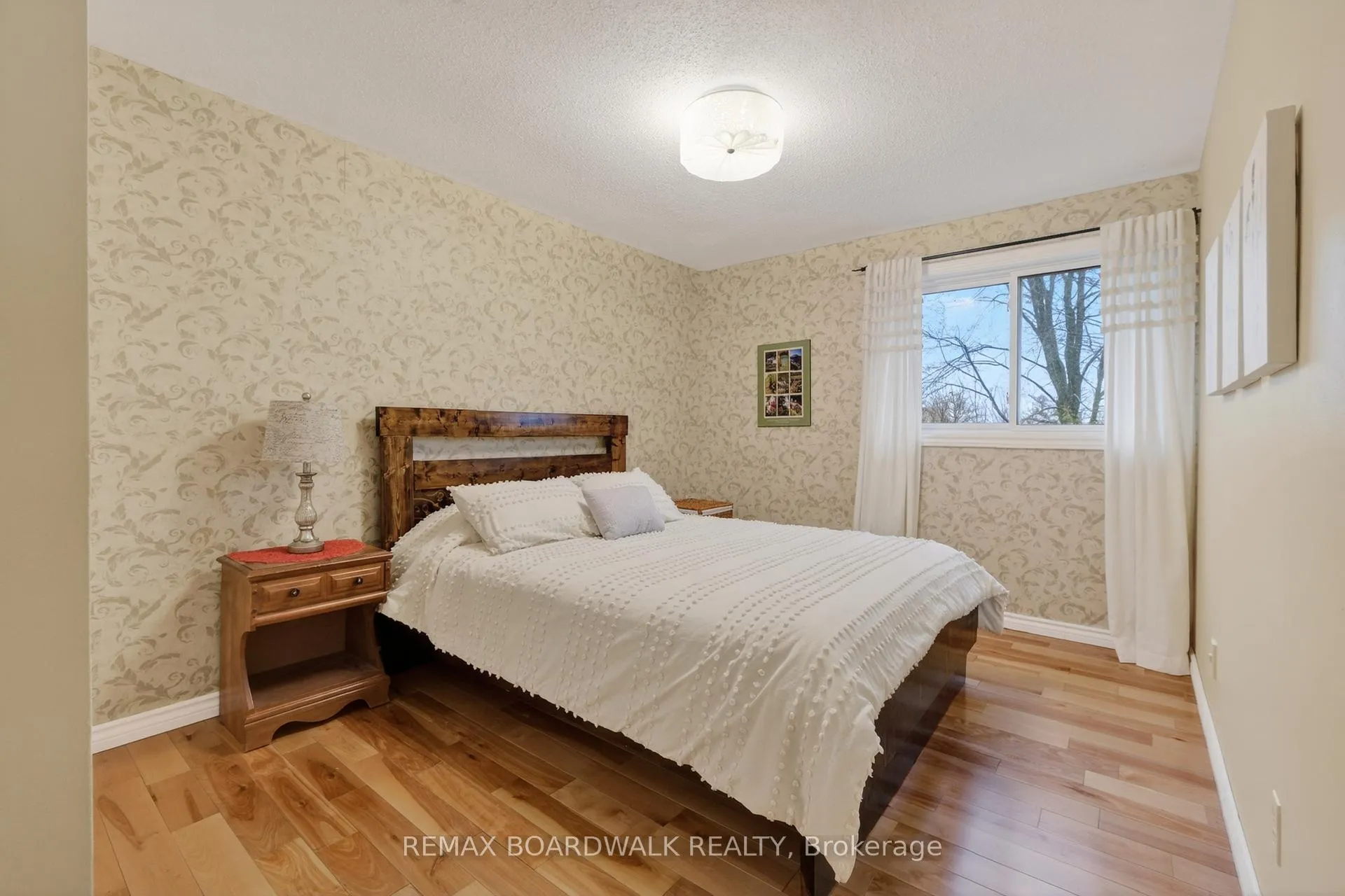 Photo 20 of 7925 Jeanne D'arc Boulevard N, Ottawa, Orleans Wood — HOMEH