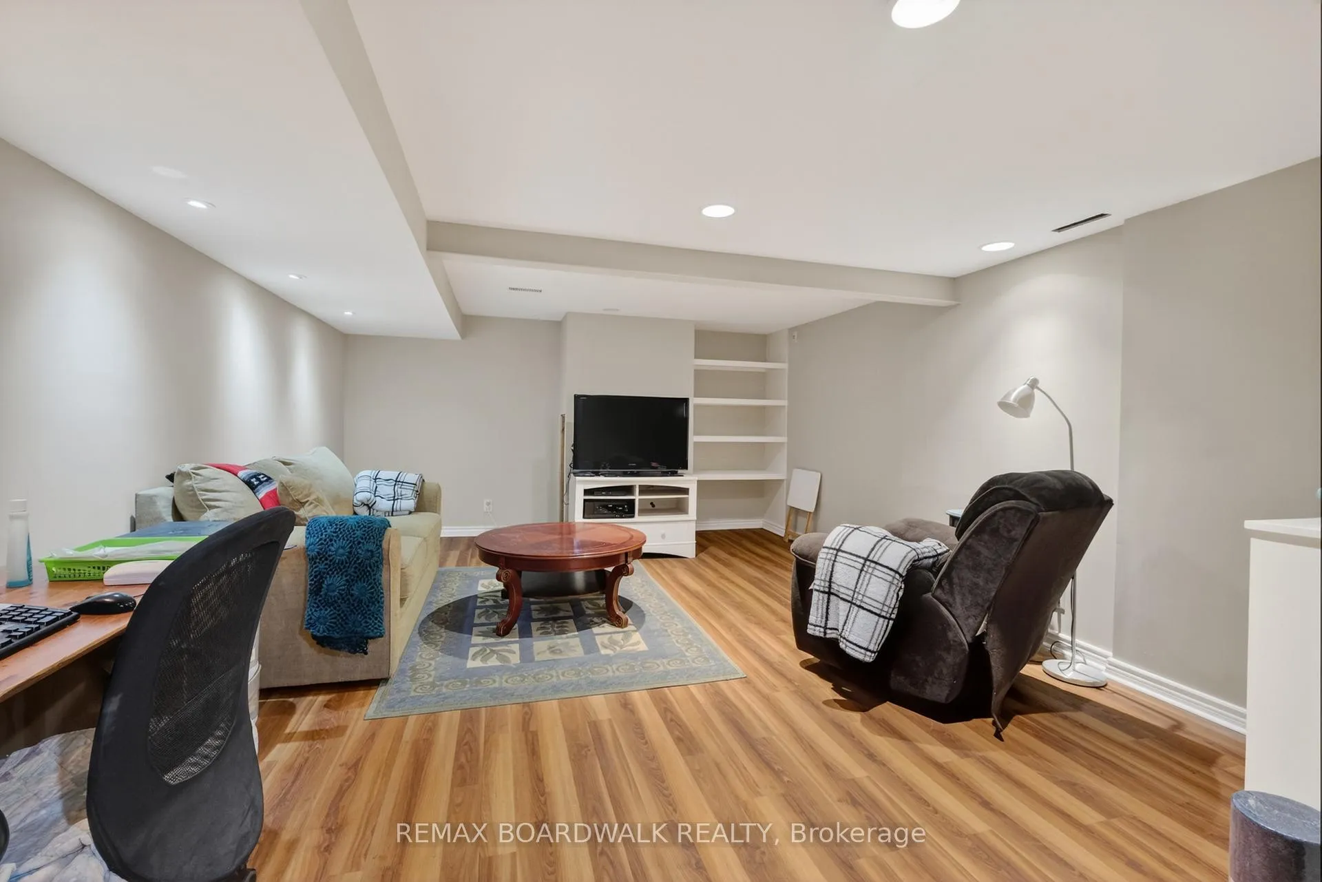 Photo 26 of 7925 Jeanne D'arc Boulevard N, Ottawa, Orleans Wood — HOMEH