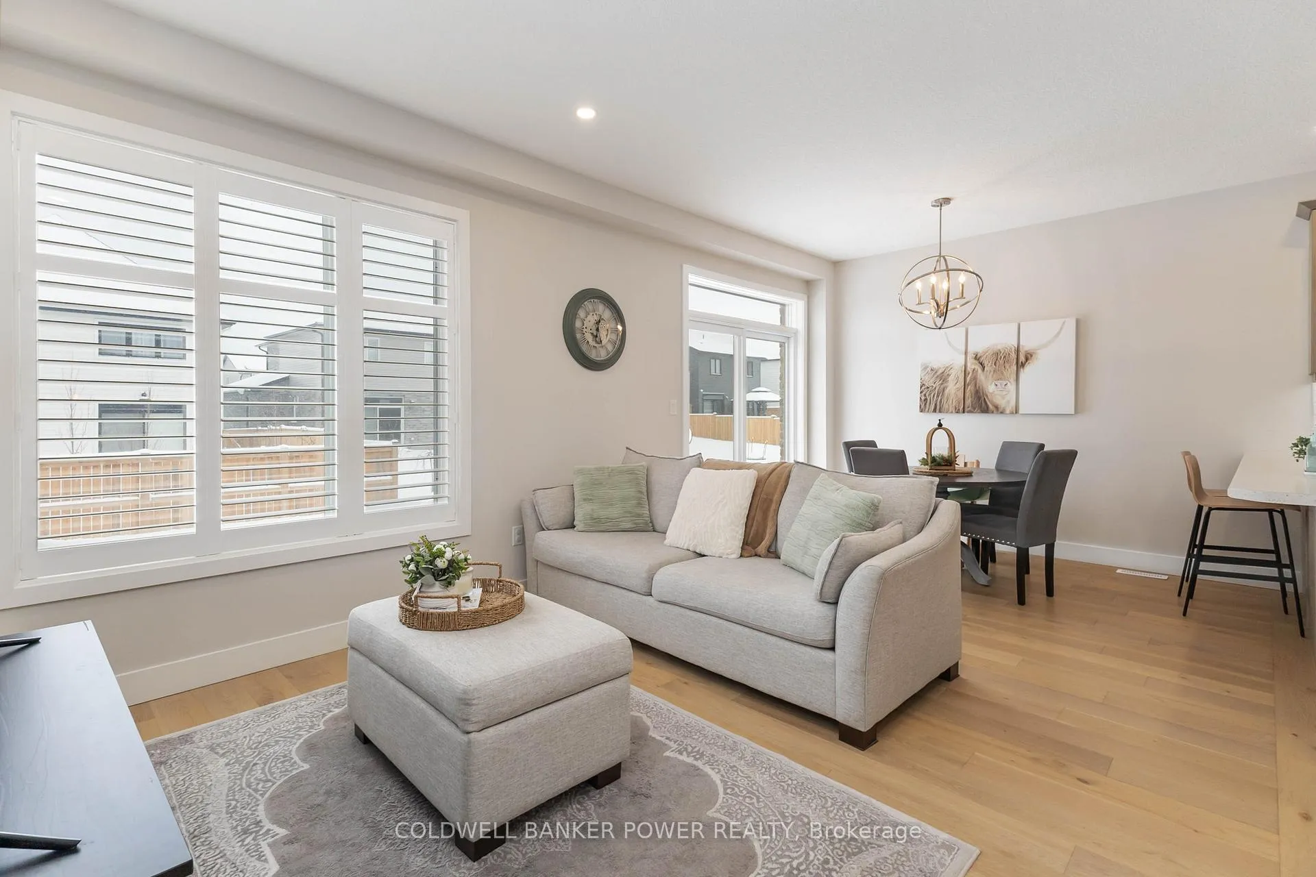 Photo 12 of 405 Edgevalley Road, London, East D — HOMEH