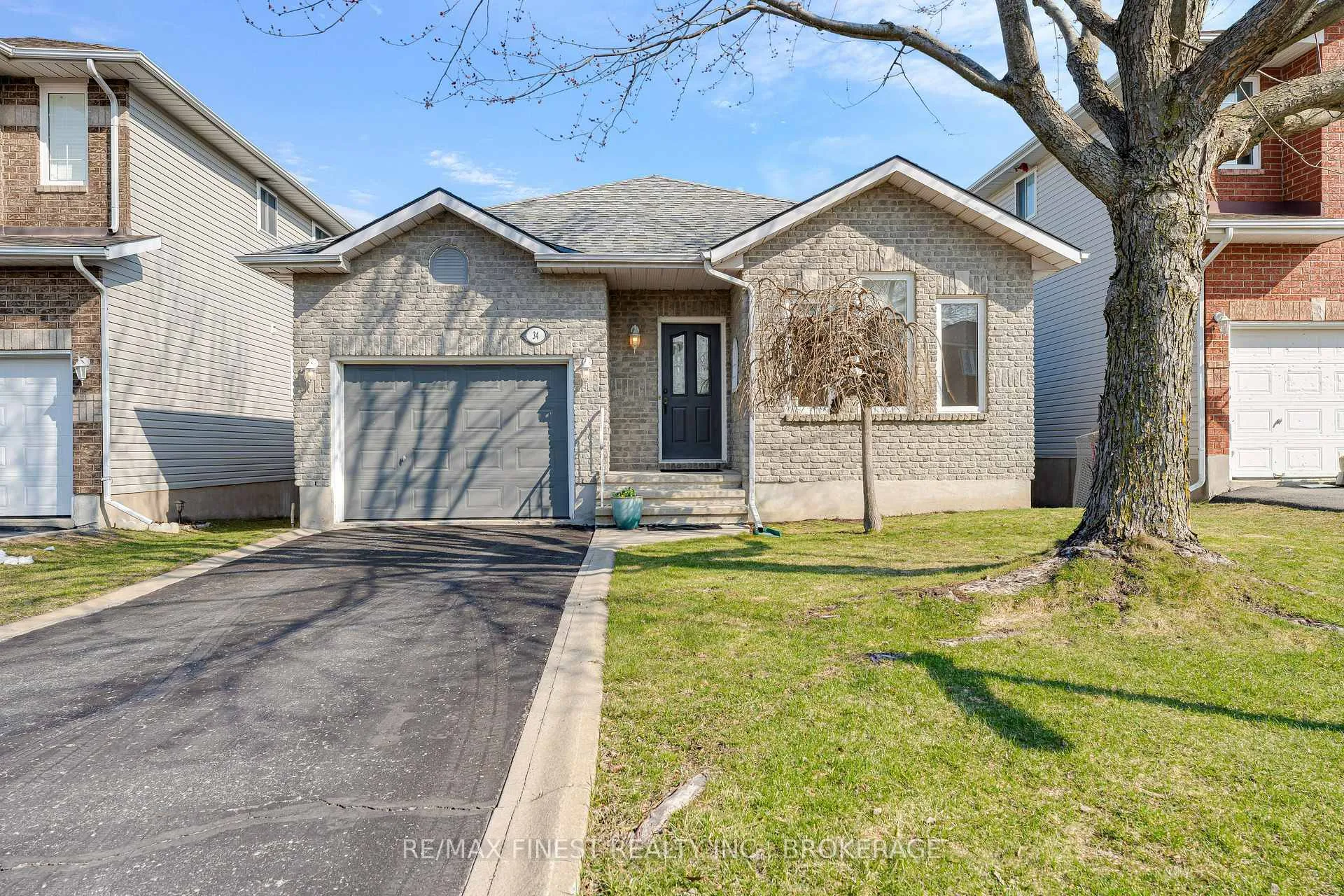 Front of 34 Schooner Drive