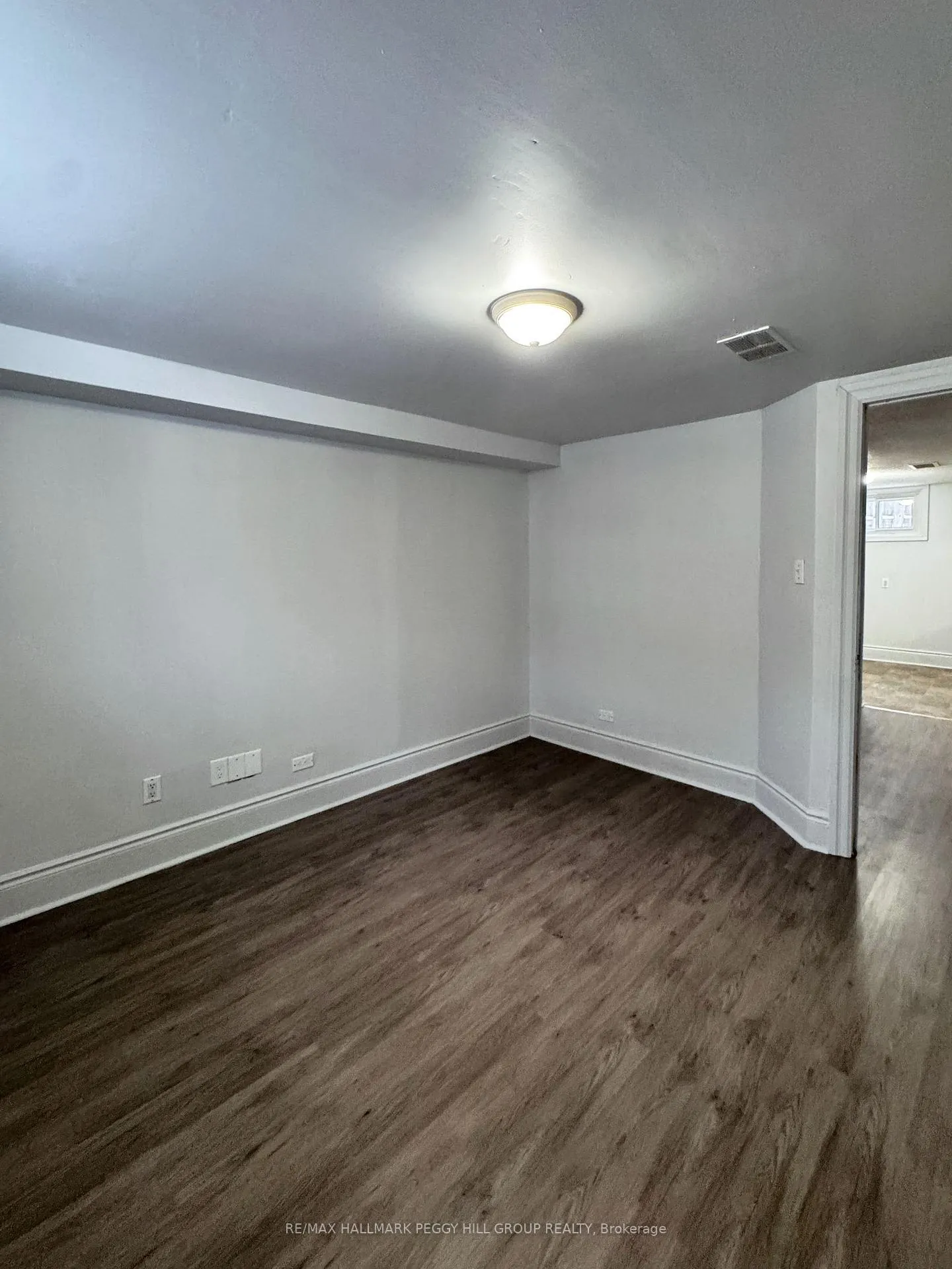 Photo 6 of Unit Lower, 124 Berczy Street, Barrie, Codrington — HOMEH