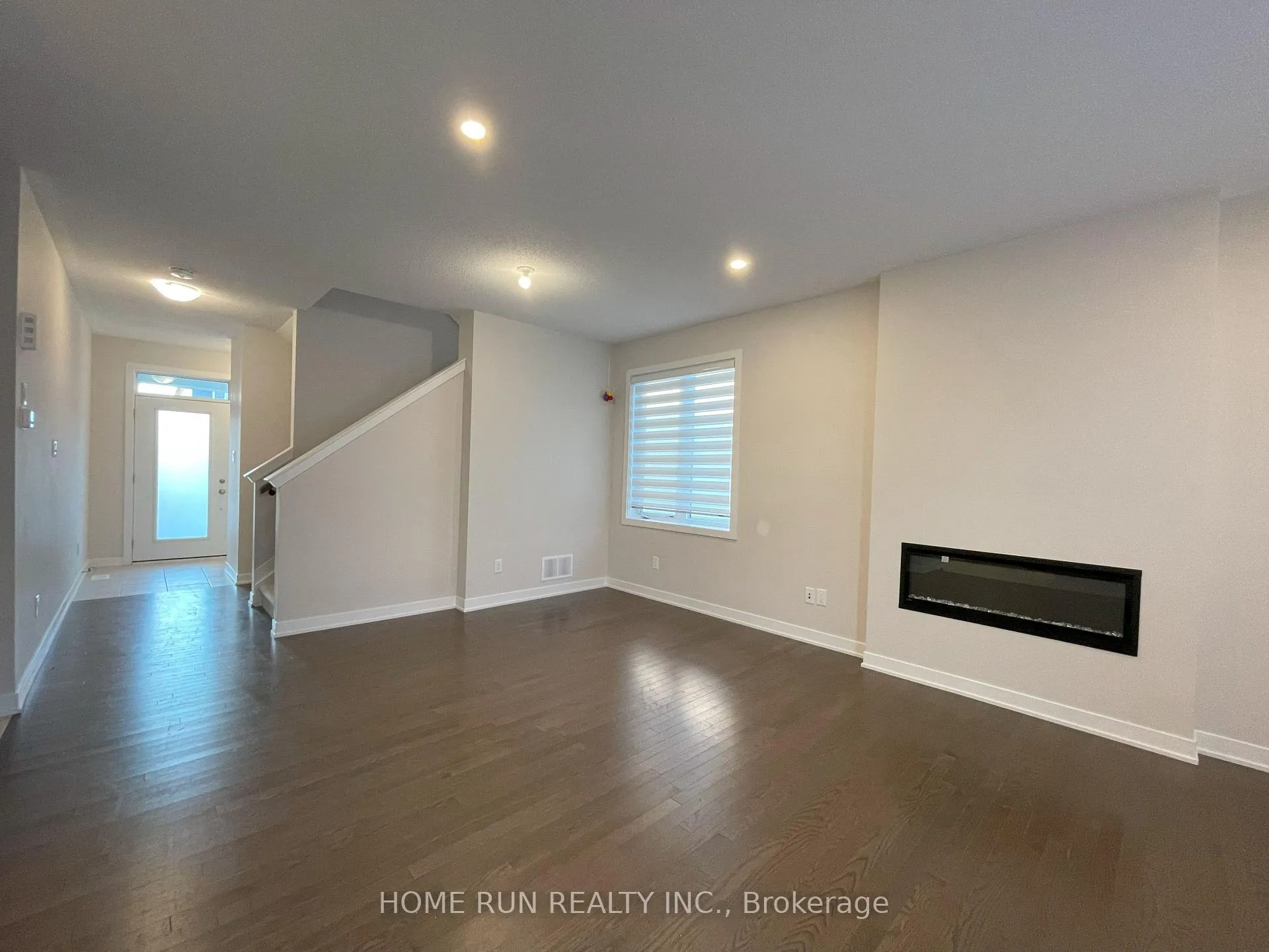 Photo 6 of 1886 Haiku Street, Ottawa, Barrhaven - Half Moon Bay — HOMEH