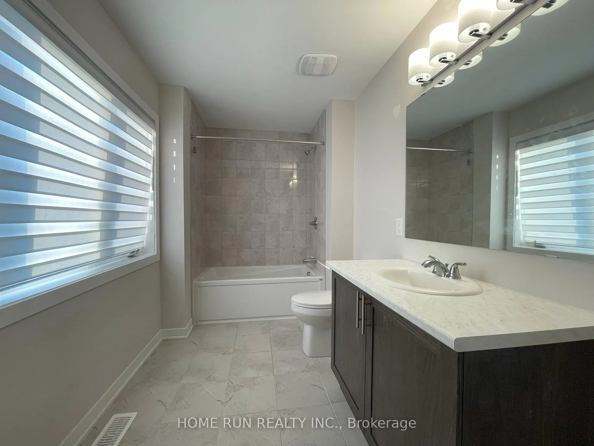 Photo 8 of 1886 Haiku Street, Ottawa, Barrhaven - Half Moon Bay — HOMEH