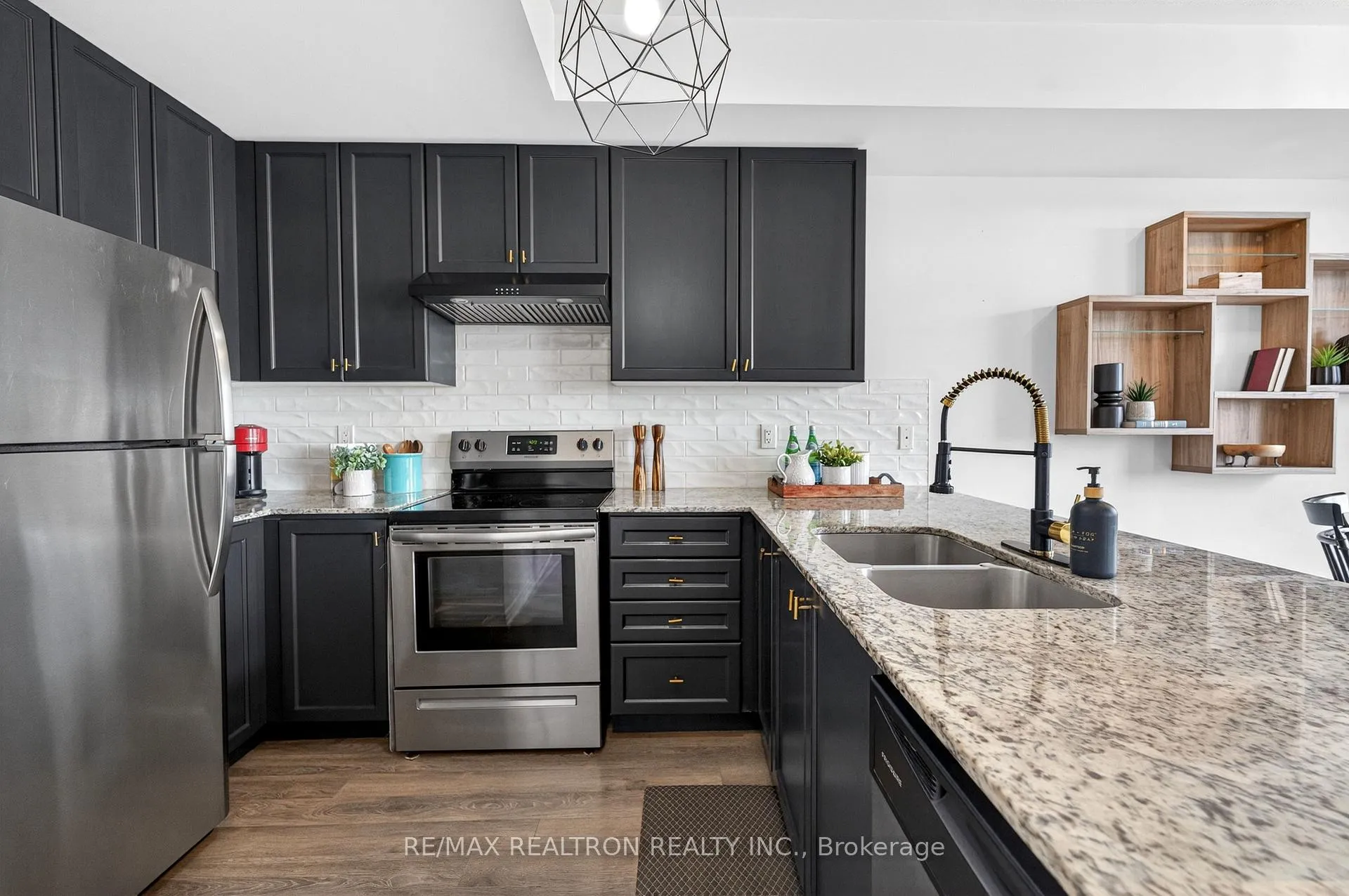 Photo 16 of 2578 William Jackson Drive, Pickering, Duffin Heights — HOMEH