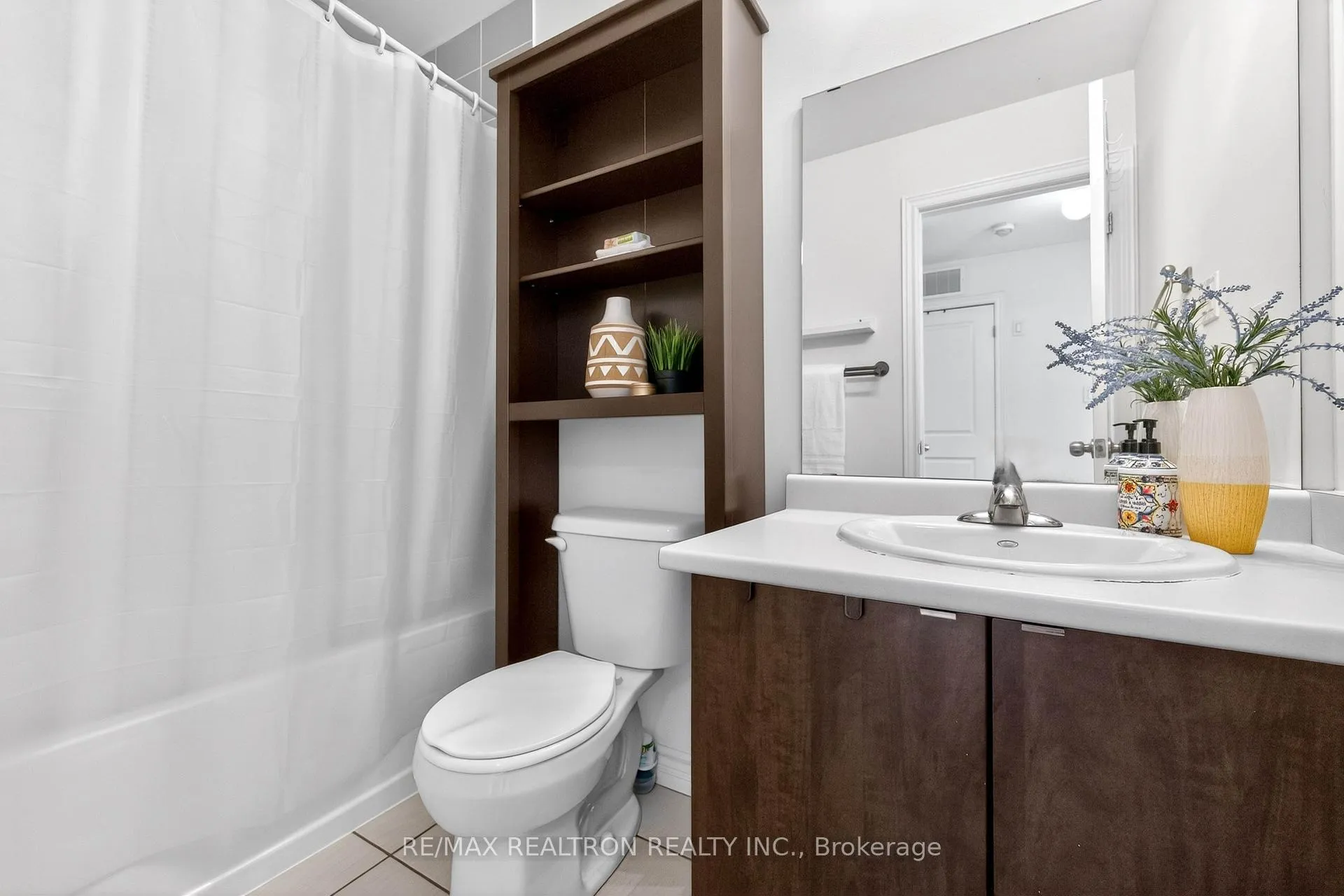 Photo 22 of 2578 William Jackson Drive, Pickering, Duffin Heights — HOMEH