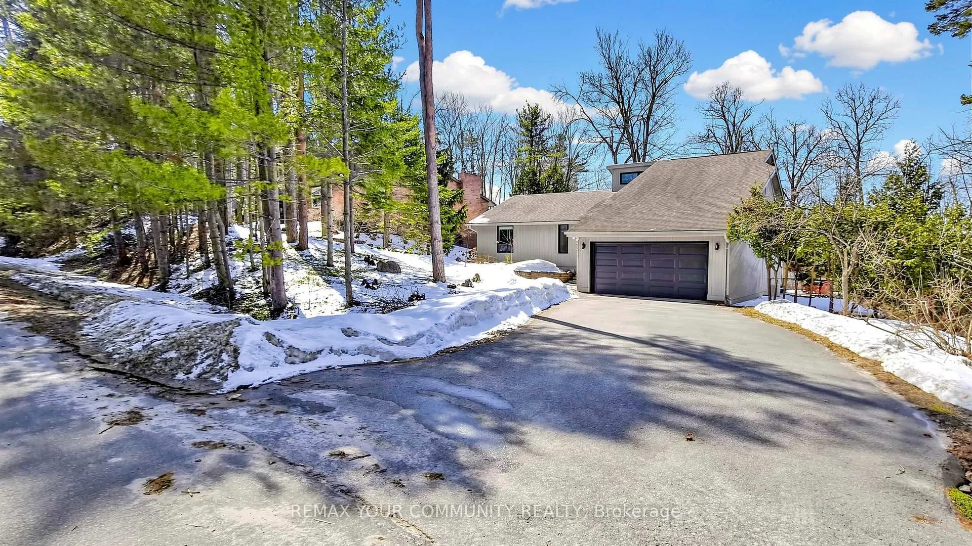 Photo 3 of 3792 Fairway Road, Innisfil, Rural Innisfil — HOMEH