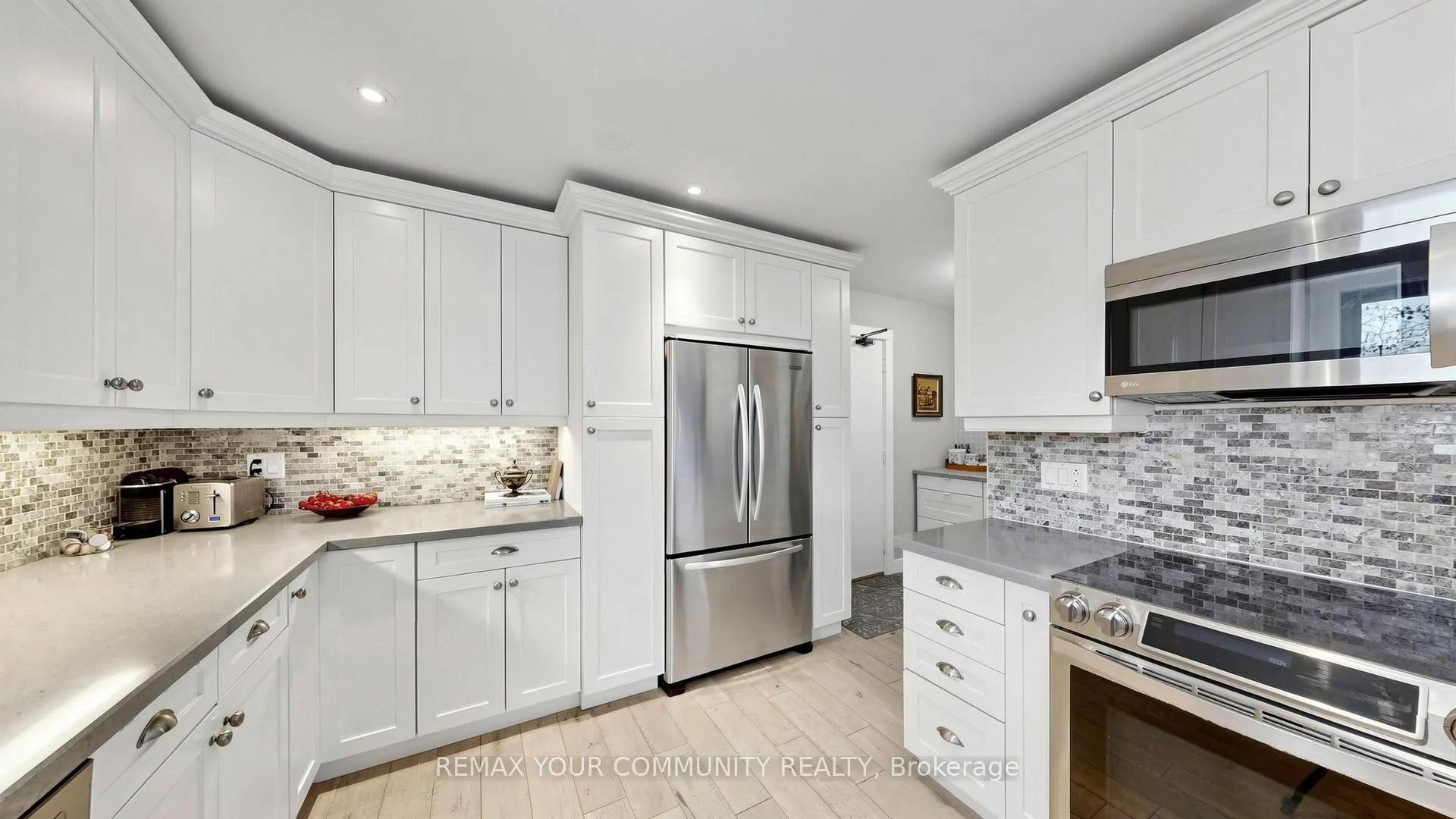 Photo 16 of 3792 Fairway Road, Innisfil, Rural Innisfil — HOMEH