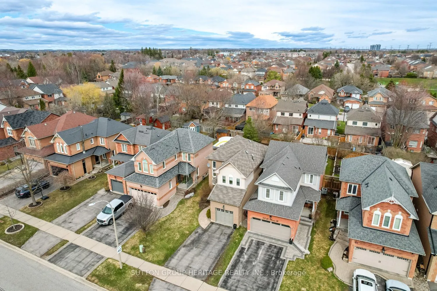 Photo 32 of 47 St Thomas Street, Whitby, Brooklin — HOMEH