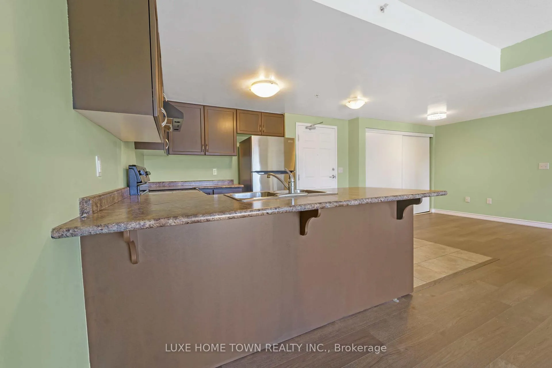 Photo 12 of Unit 209, 67 Kingsbury Square, Guelph, Pineridge/Westminster Woods — HOMEH
