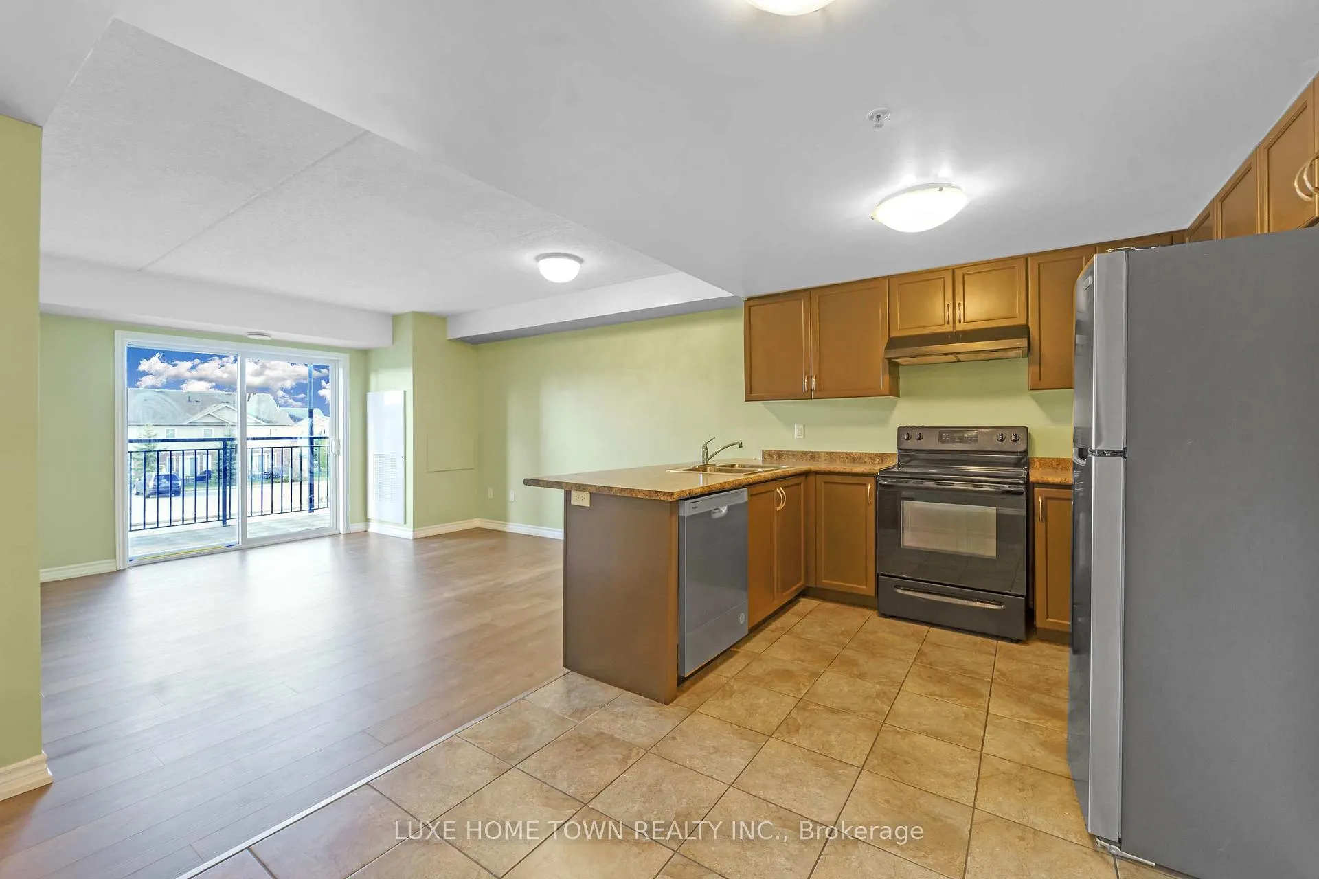 Photo 20 of Unit 209, 67 Kingsbury Square, Guelph, Pineridge/Westminster Woods — HOMEH