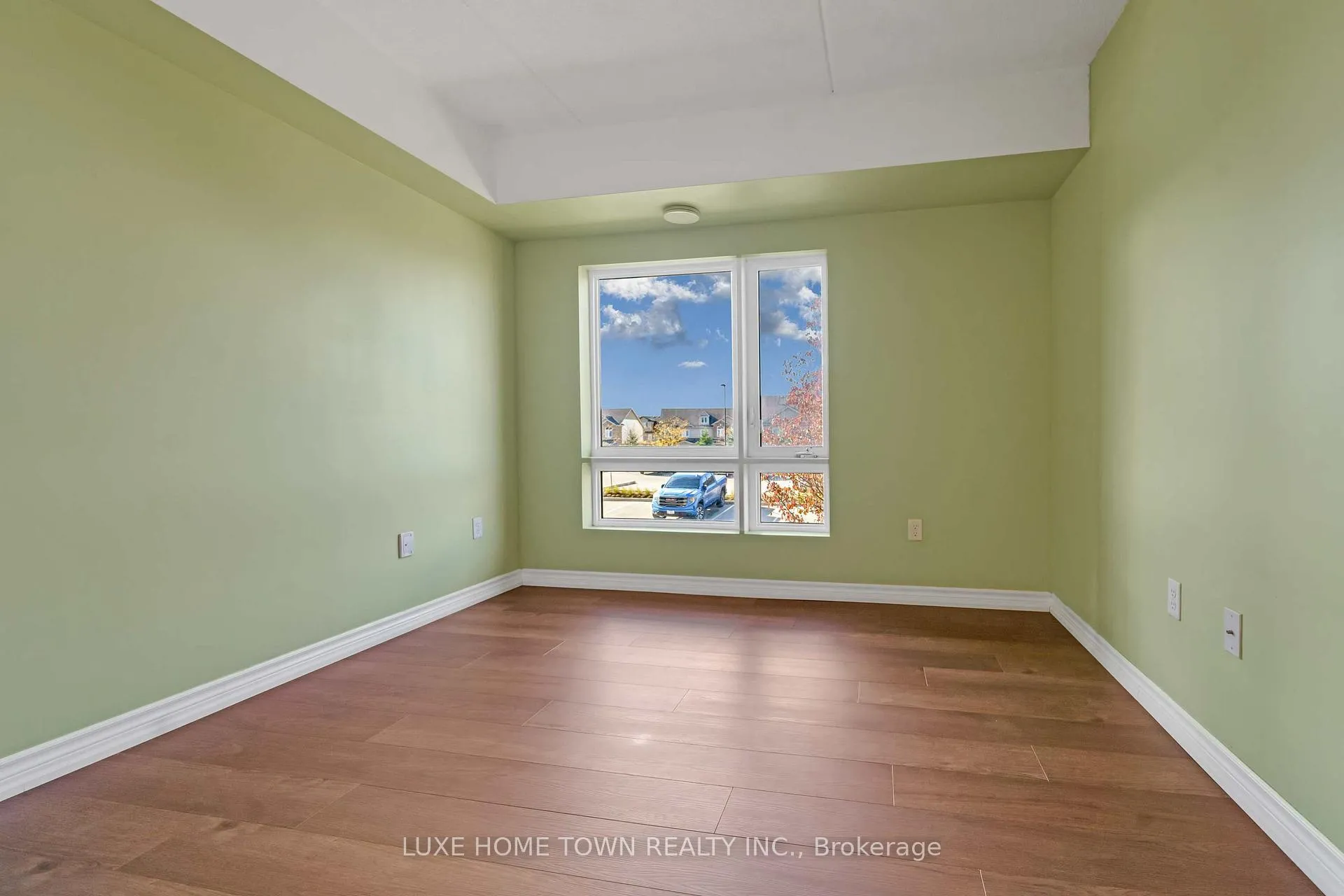 Photo 23 of Unit 209, 67 Kingsbury Square, Guelph, Pineridge/Westminster Woods — HOMEH