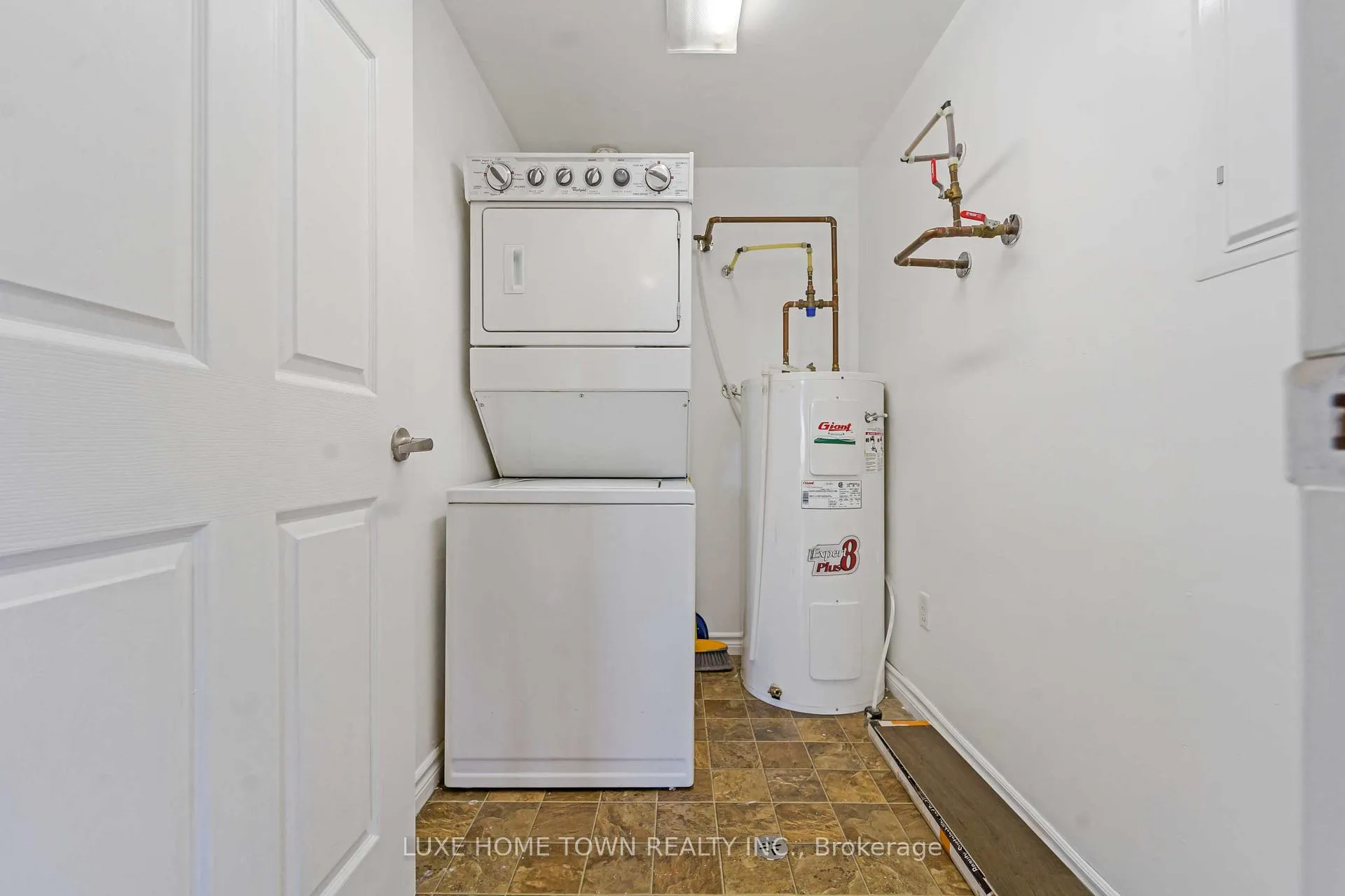 Photo 25 of Unit 209, 67 Kingsbury Square, Guelph, Pineridge/Westminster Woods — HOMEH