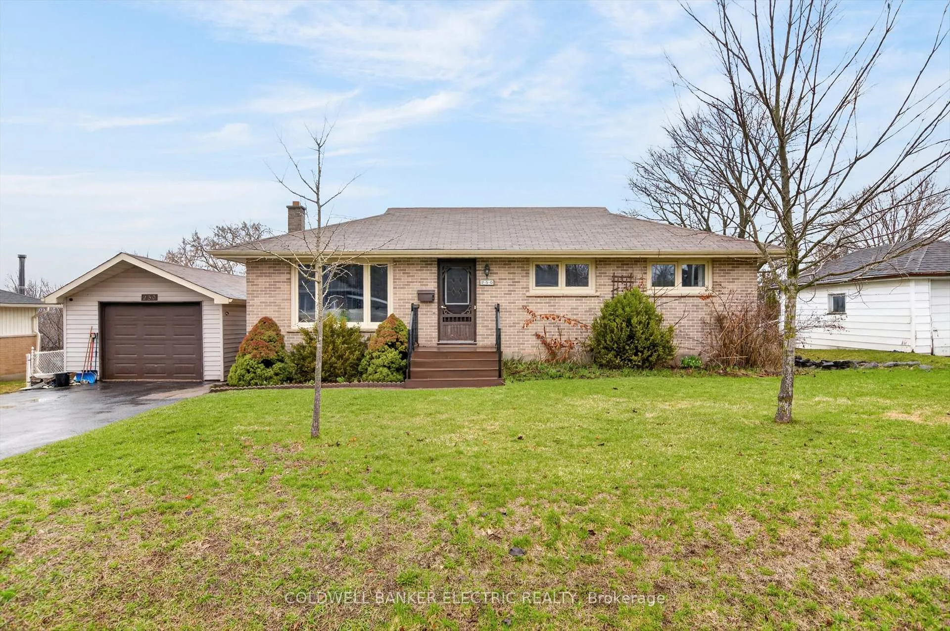 Photo 3 of 250 Collison Crescent, Peterborough, Ashburnham Ward 4 — HOMEH